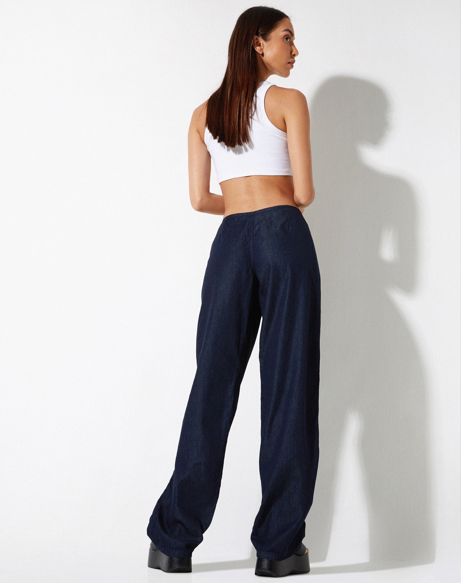 image de Sedna Wide Leg Trouser in Denim Blue Chambray