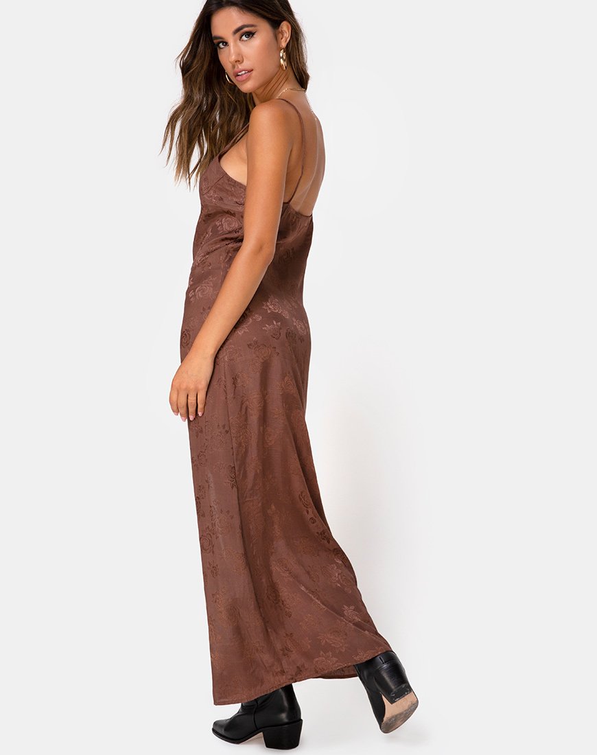 Image de la robe Senia en satin rose Chocolat