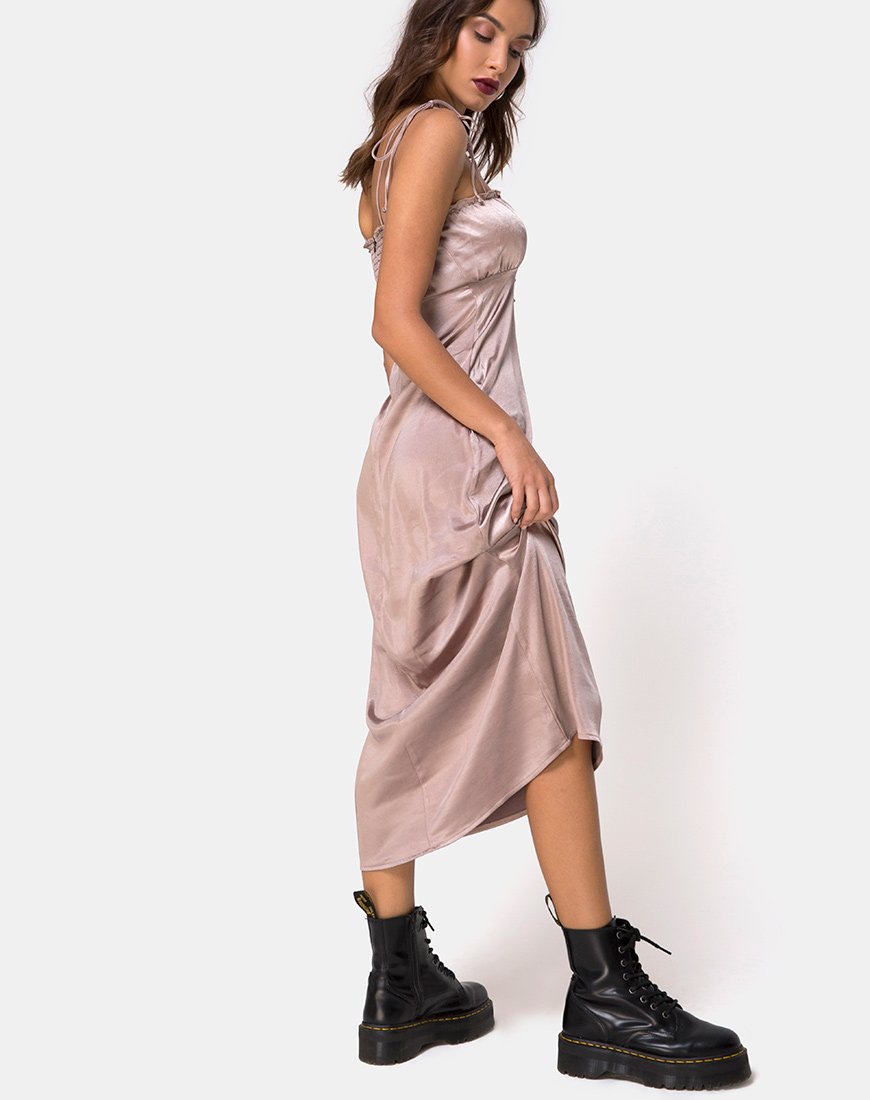 Image de la robe Shilia en satin de vison