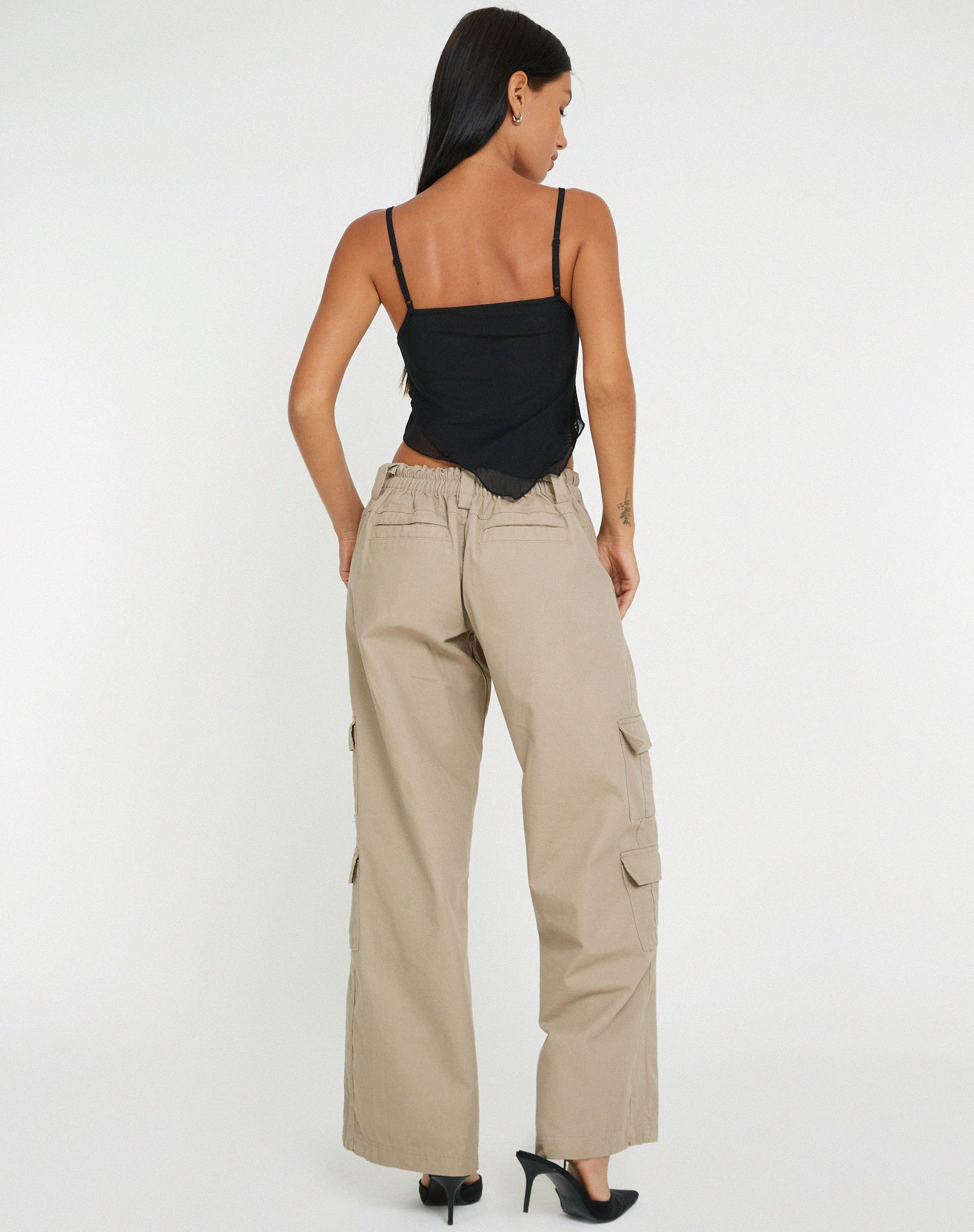 image de Shindu Top in Mesh Black