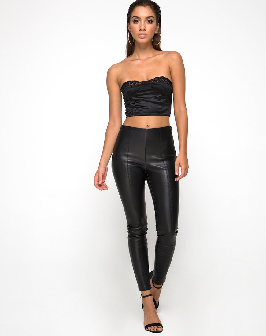 Image de Shisui Bralet en satin noir avec dentelle