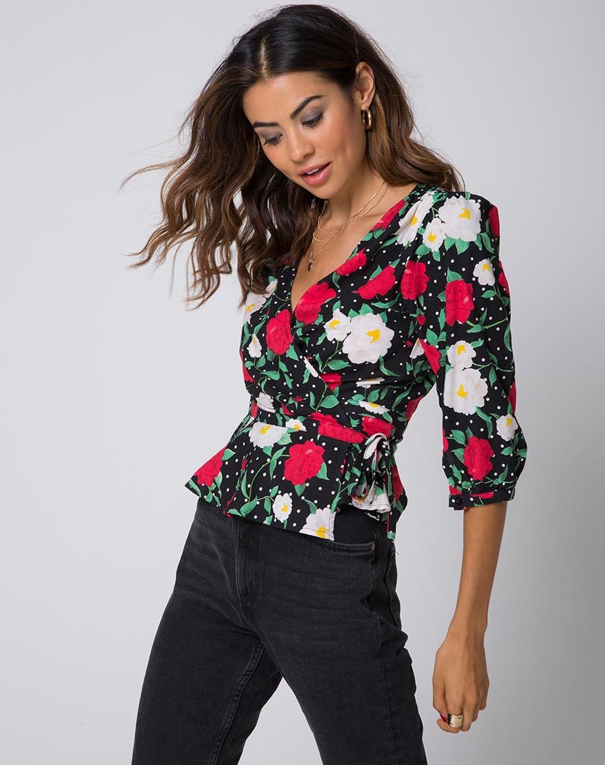 Image de Shon Wrap Top in Polka Rose Black