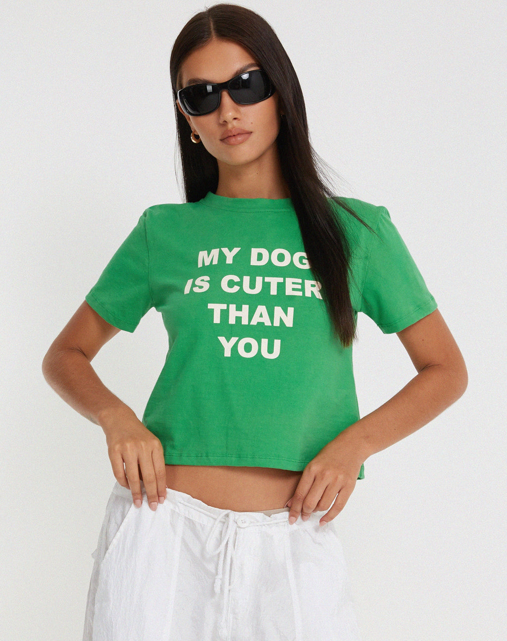 Tee-shirt Shrunk en vert buisson Mon chien est plus mignon que le tien