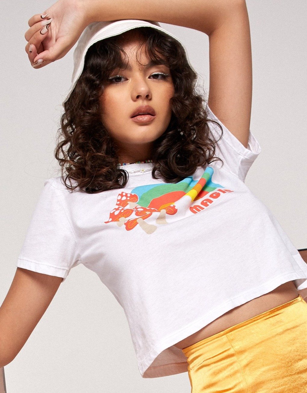 Tee-shirt Shrunk en White Magic Rainbow Mushroom