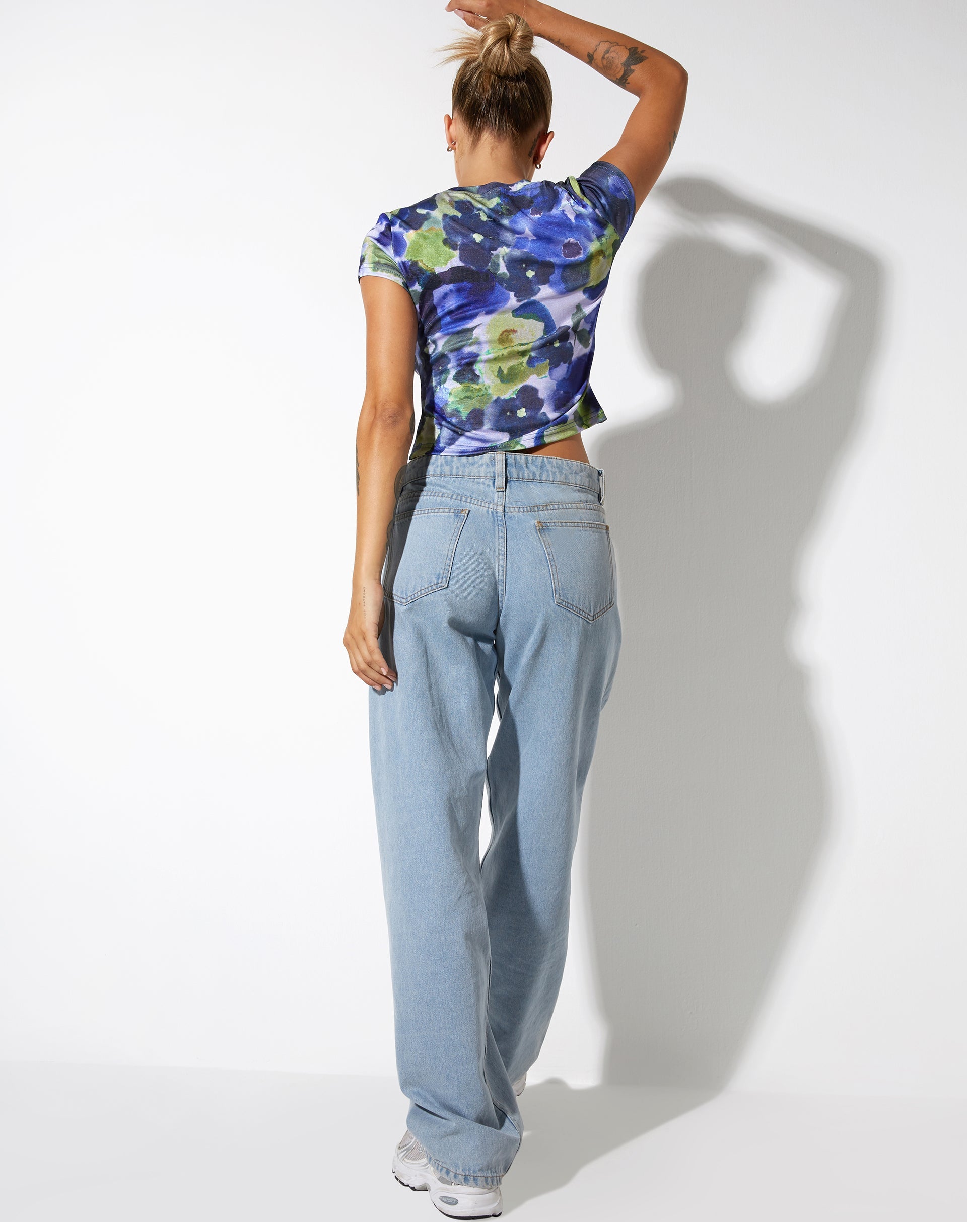 image de Sianda Crop Top in Abstract Watercolour Blue