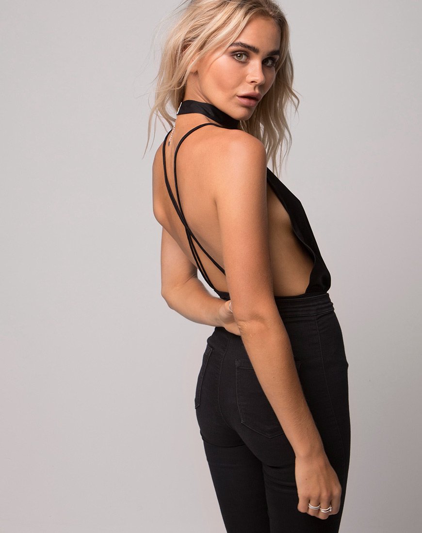 Corsage plongeant Sloan en satin noir