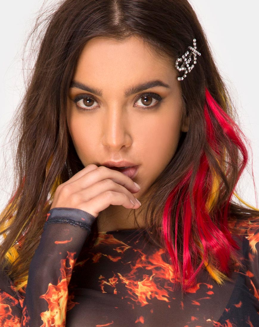 Extension de cheveux en Rebel Red par The Unicorn Glow