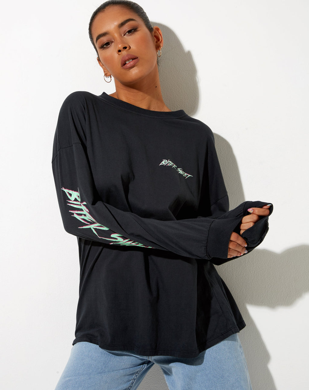 Soph Tee en Vintage Black Bittersweet