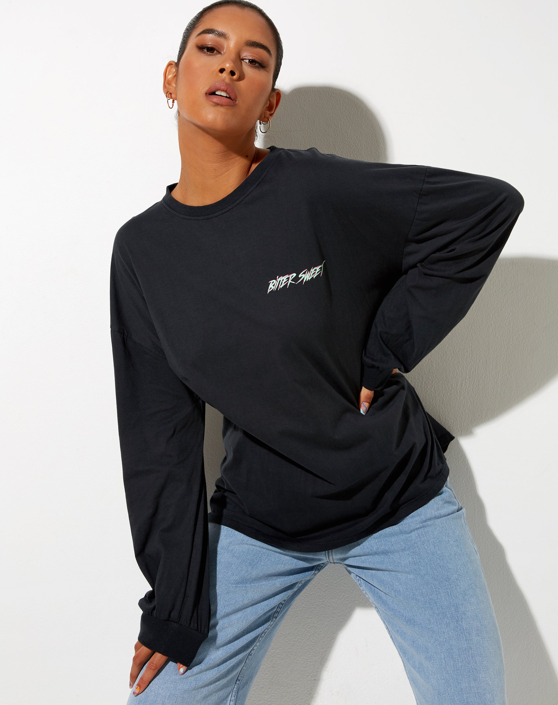 Image de Soph Tee en noir vintage Bittersweet