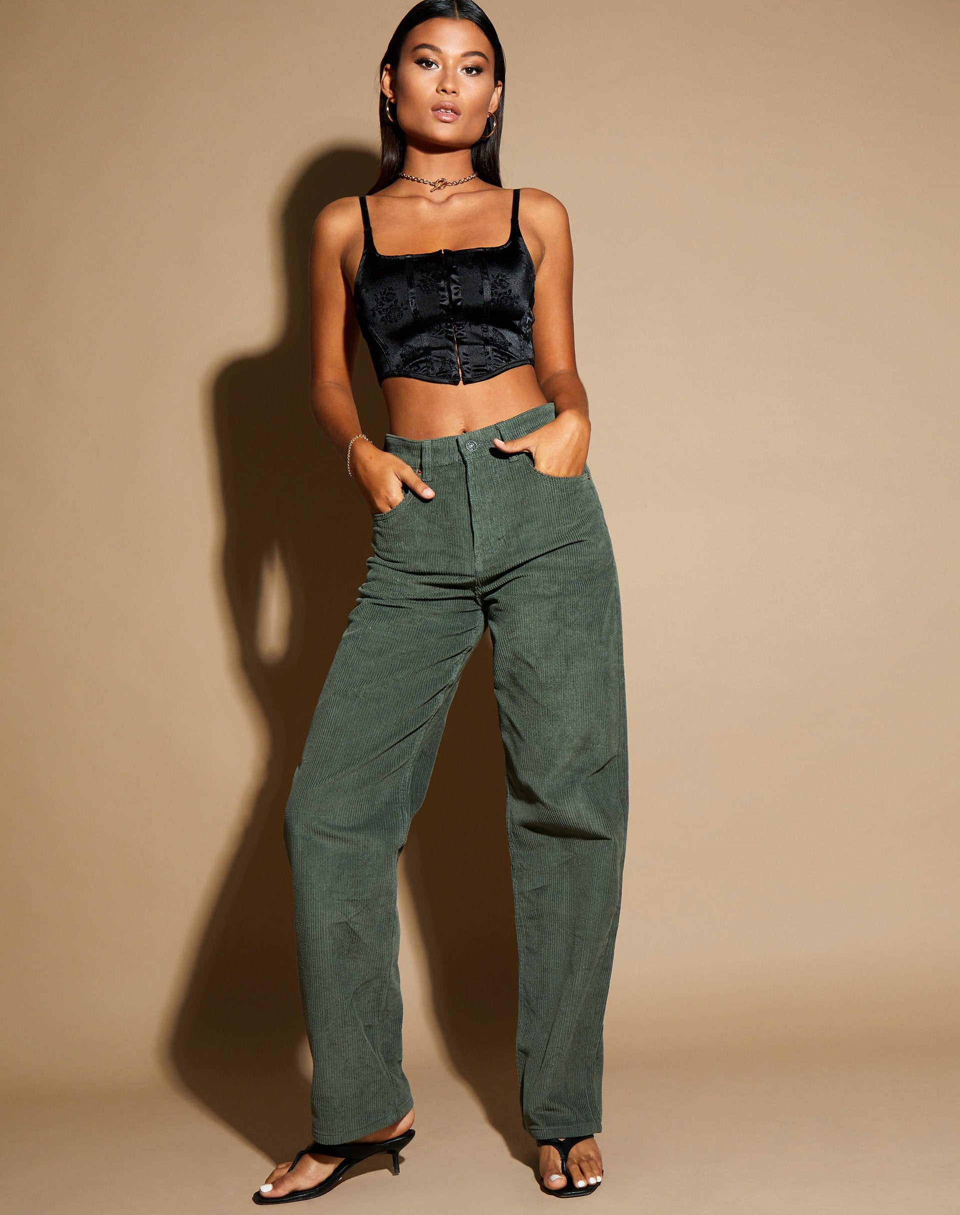 Image de Elicia Crop Top in Black Rose Flock