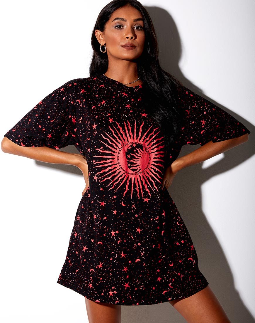 T-shirt Sunny Kiss en noir et rouge cosmos