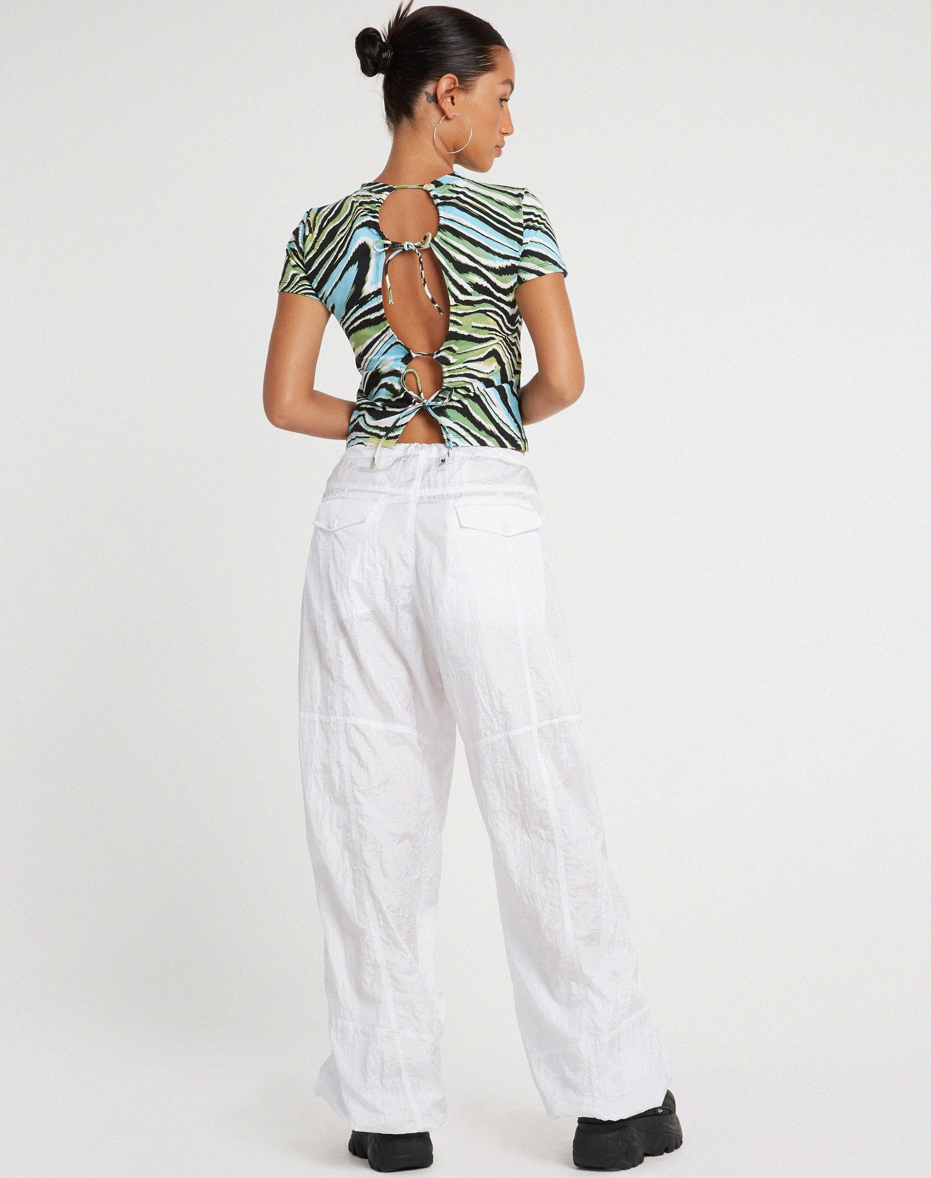 image de Surtie Crop Top in Warped Zebra Blue