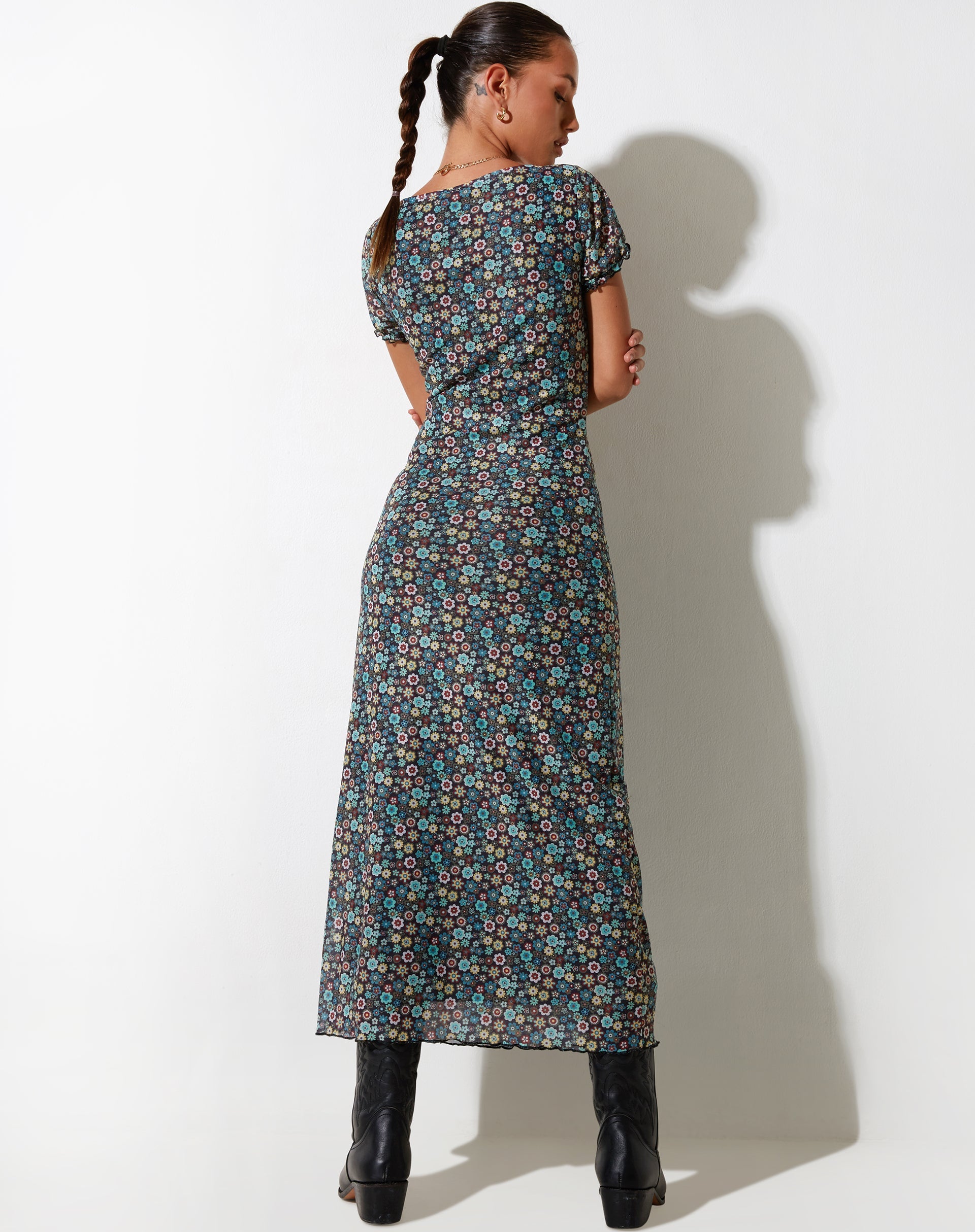 Image de Taliah Maxi Dress in Folk Floral