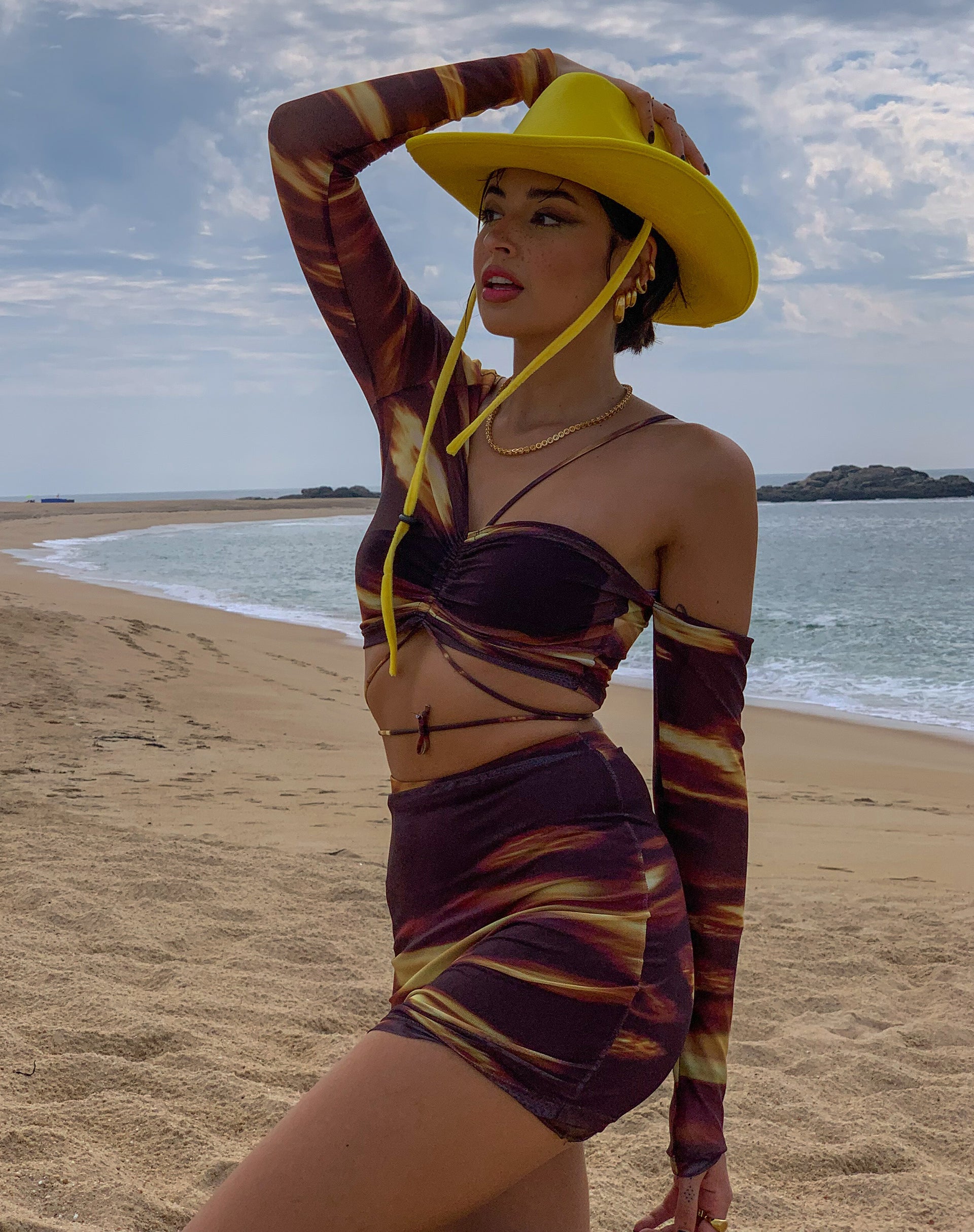 Image de MOTEL X IRIS Tapi Crop Top in Bleach Drip
