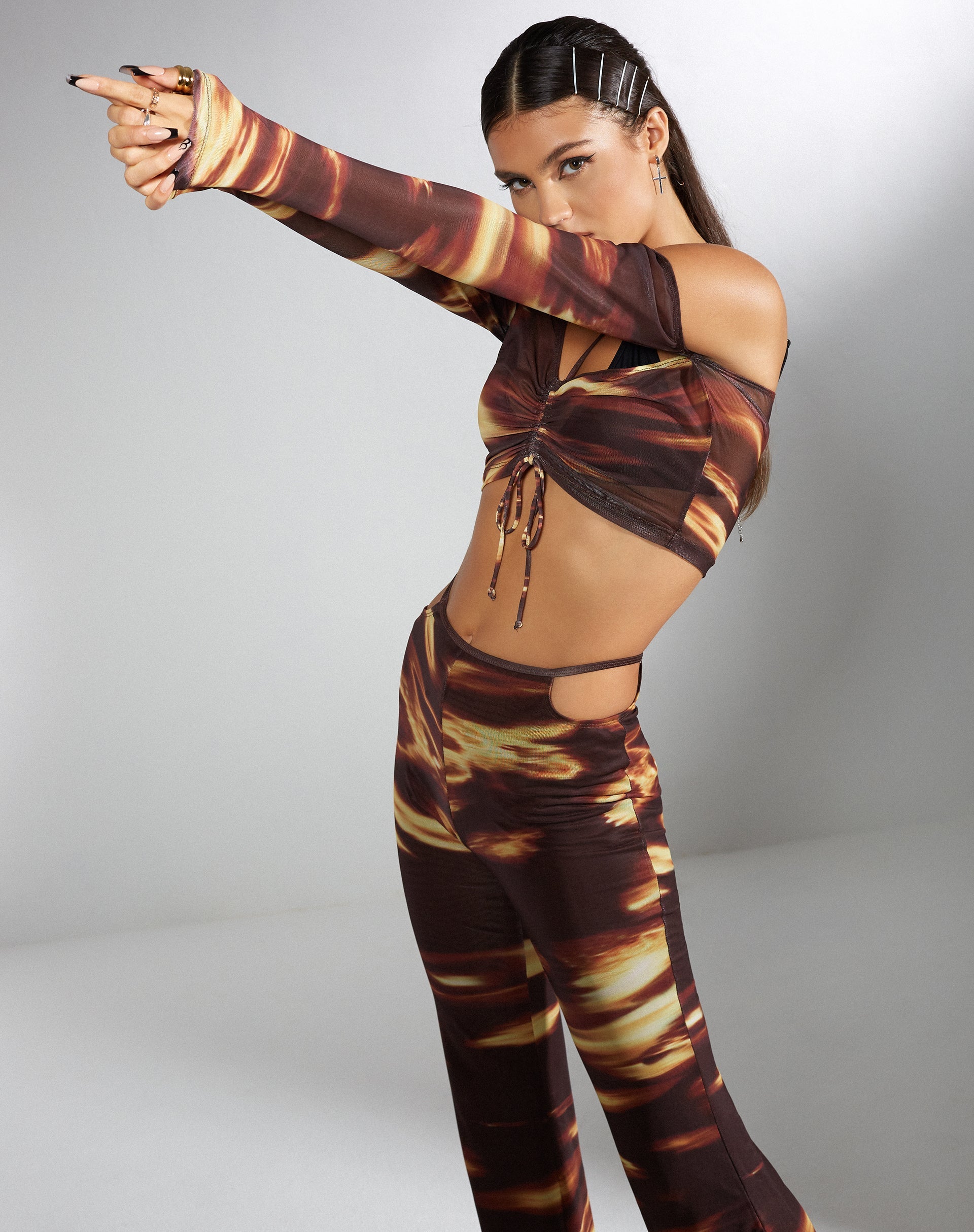 Image de MOTEL X IRIS Tapi Crop Top in Bleach Drip