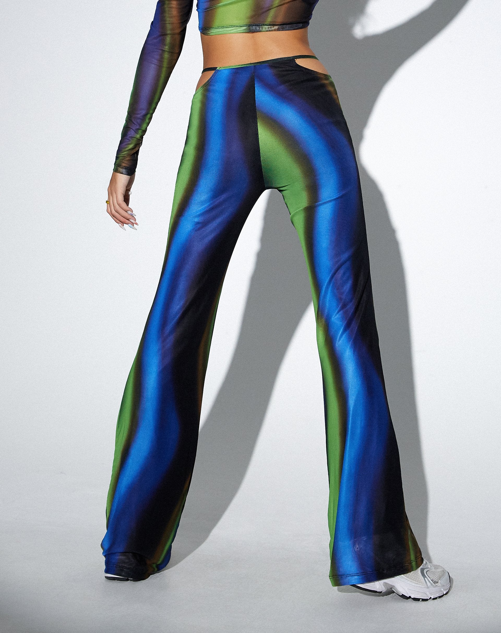 Image de marque de MOTEL X OLIVIA NEILL Mares Flare Trouser in Solarized Green and Blue