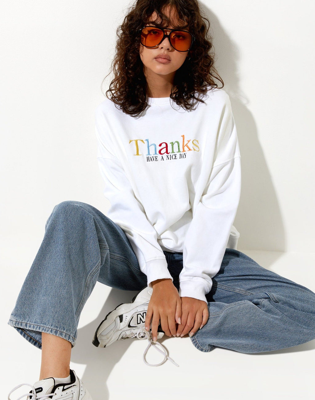Ted Sweatshirt en blanc Thank You Have A Nice Day Embro
