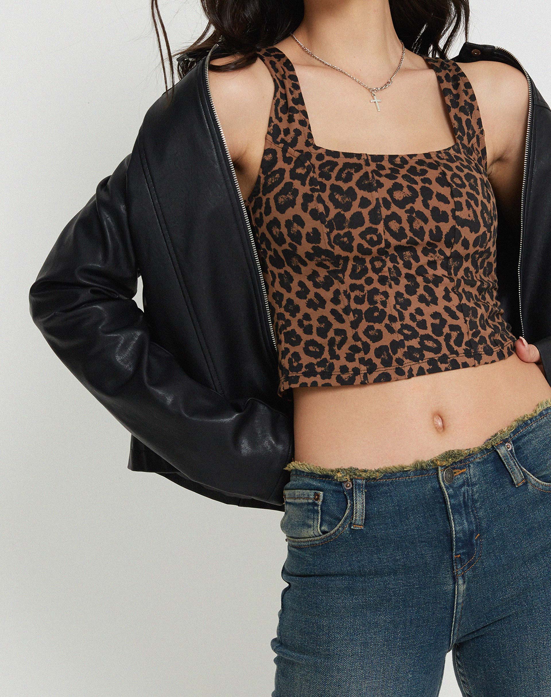 Image de Teisa Crop Top in Brown Leopard Daze