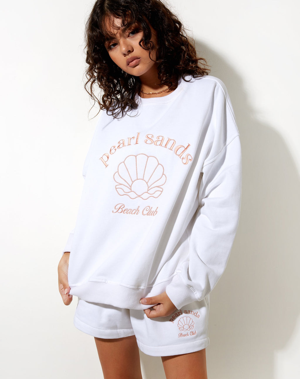 Ted Sweatshirt en blanc perle sable brodé