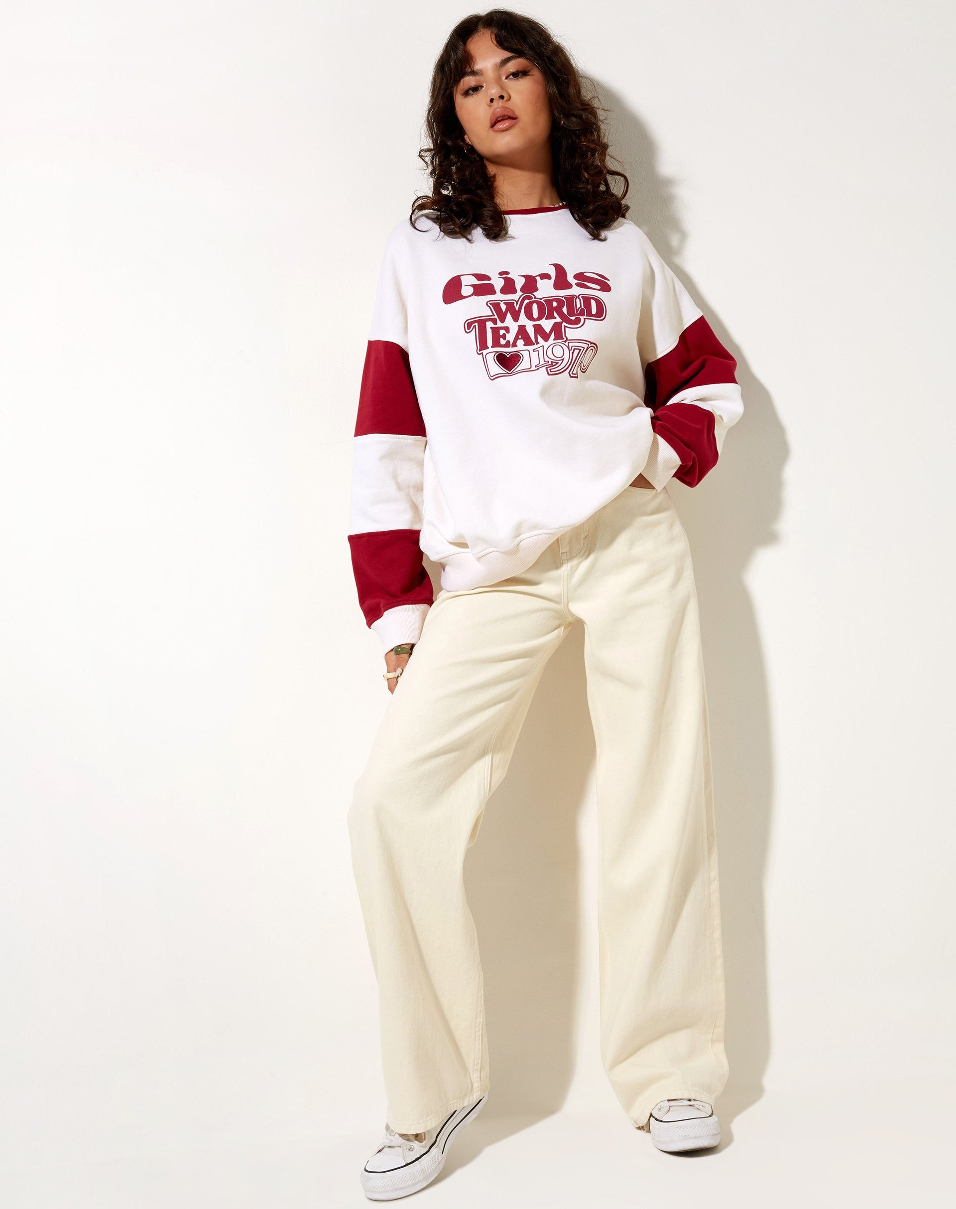 Image de Tetty Sweatshirt en Ivoire Rouge Adrenaline Girls World Team