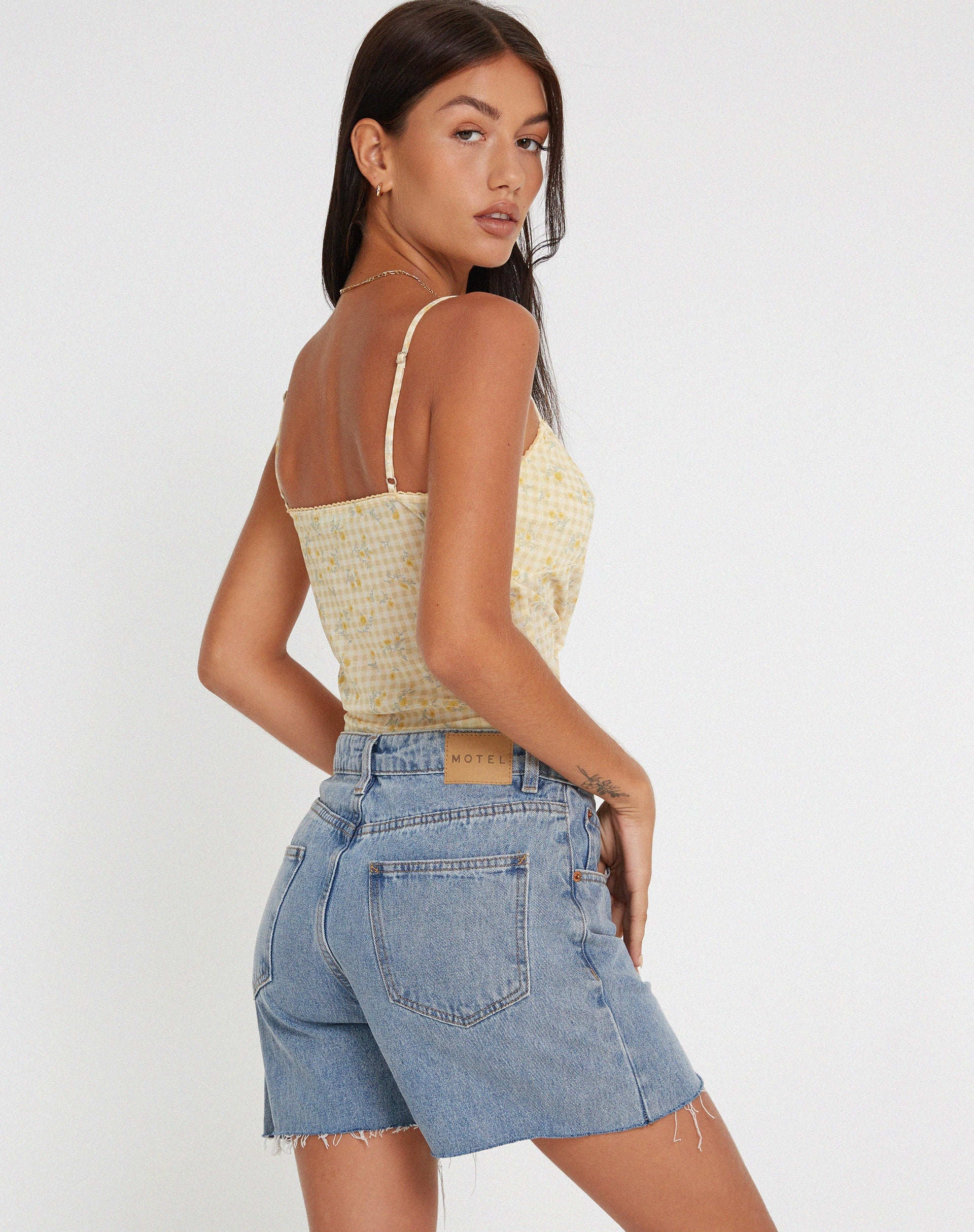 Image de Tiava Cami Top in Gingham Floral Yellow