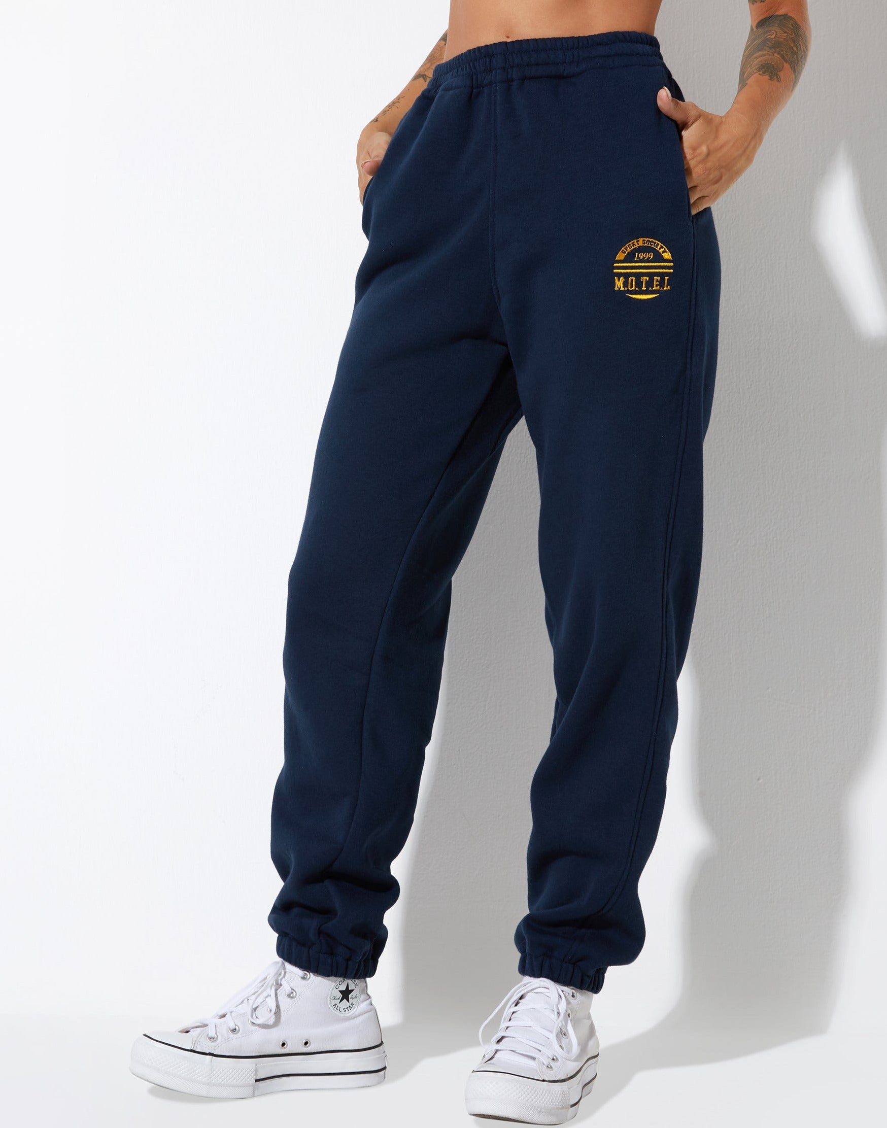 image de Basta Jogger en Navy Citrus Stripe Football 1999