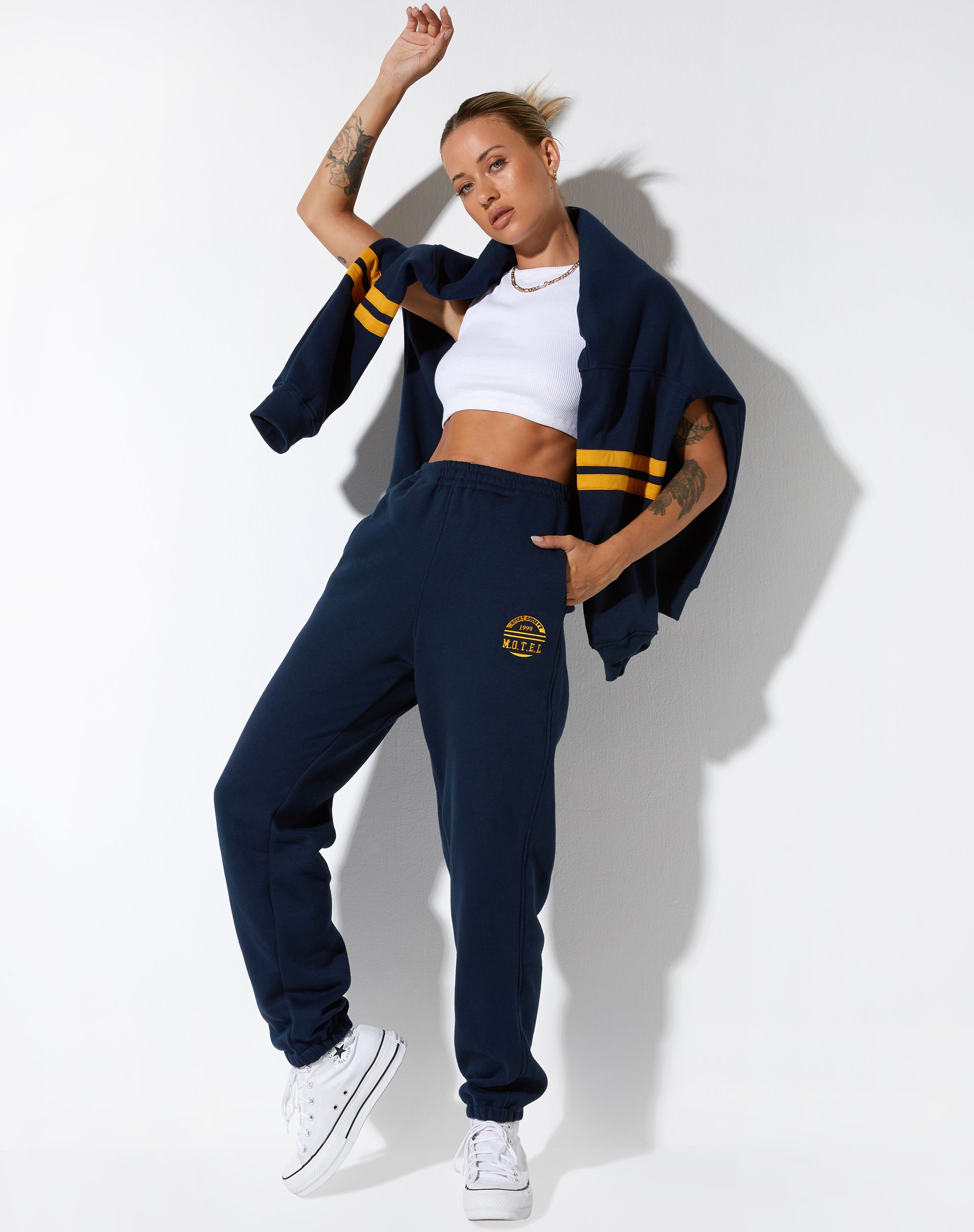 image de Basta Jogger en Navy Citrus Stripe Football 1999