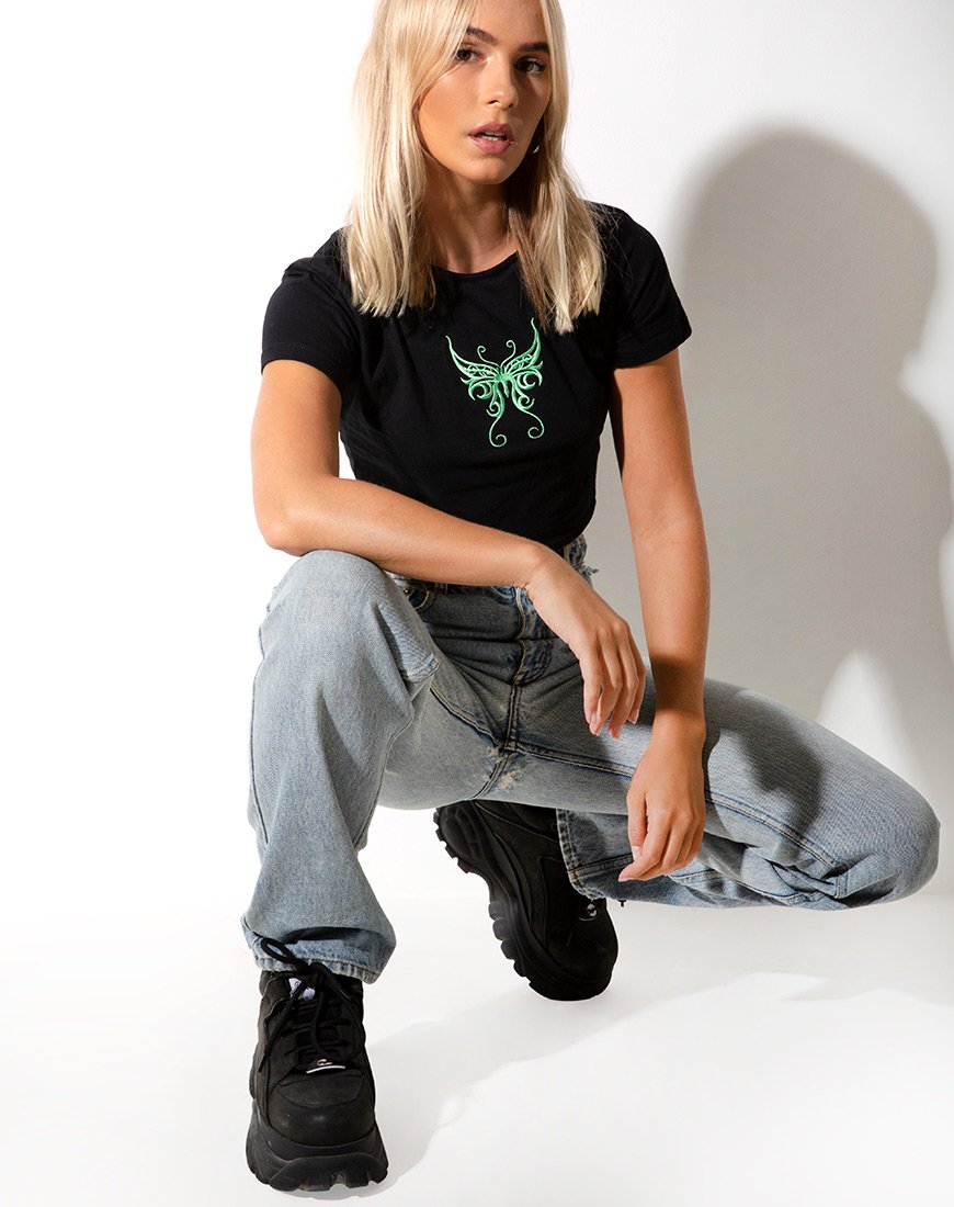 Tindy Crop Top en noir avec broderie vert papillon