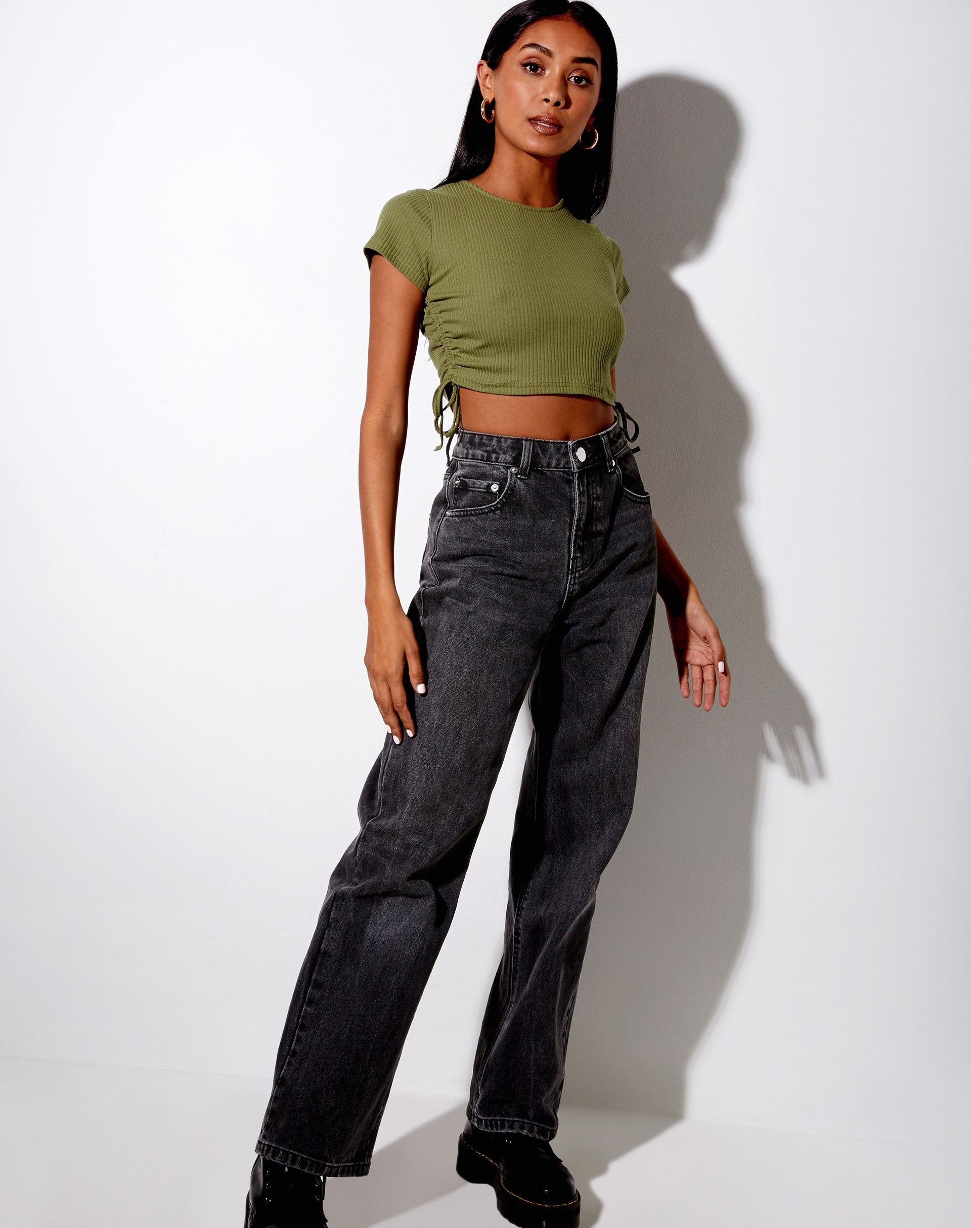 Image de Tiner Crop Top in Rib Olive