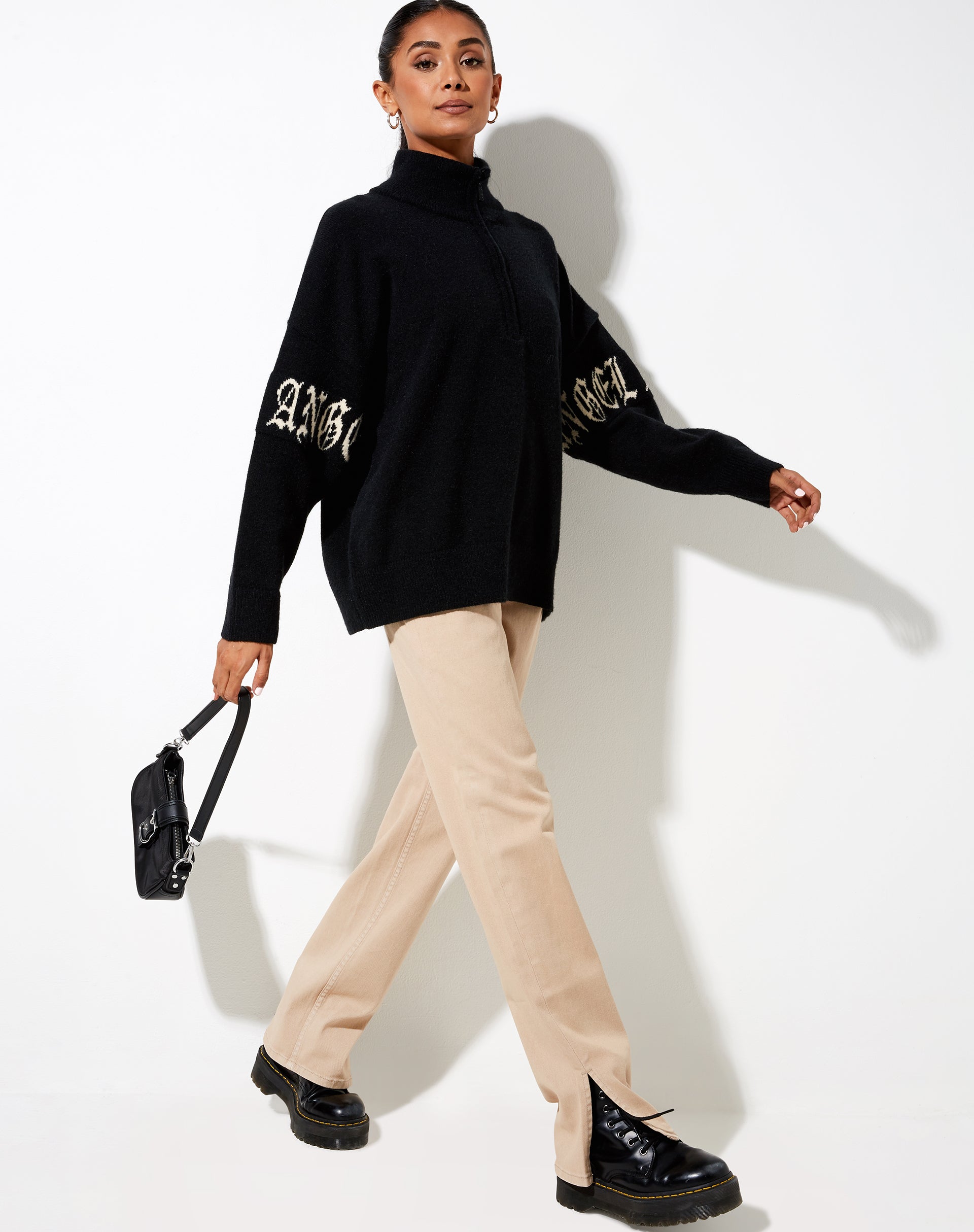 Image de Tusca Sweatshirt noir avec ange sur la manche