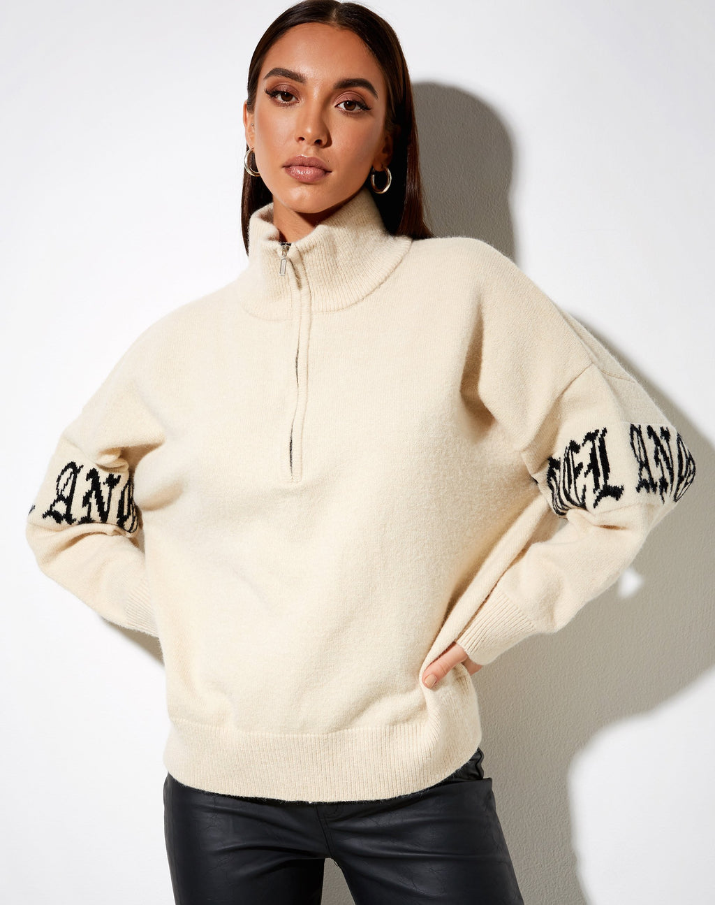 Sweatshirt Tusca en pierre avec ange sur la manche