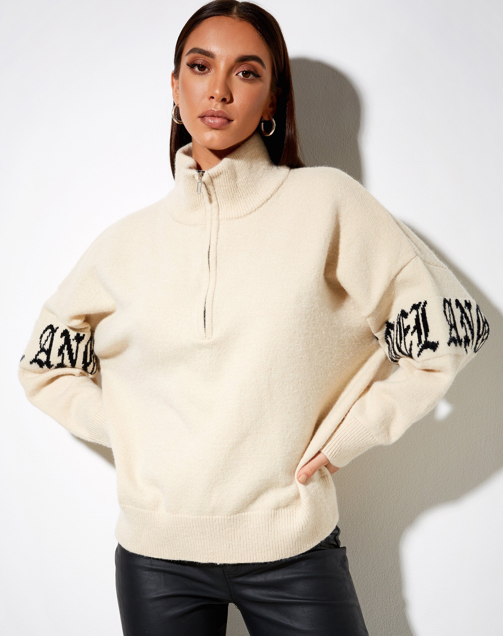 Image de Tusca Sweatshirt en pierre avec ange sur la manche