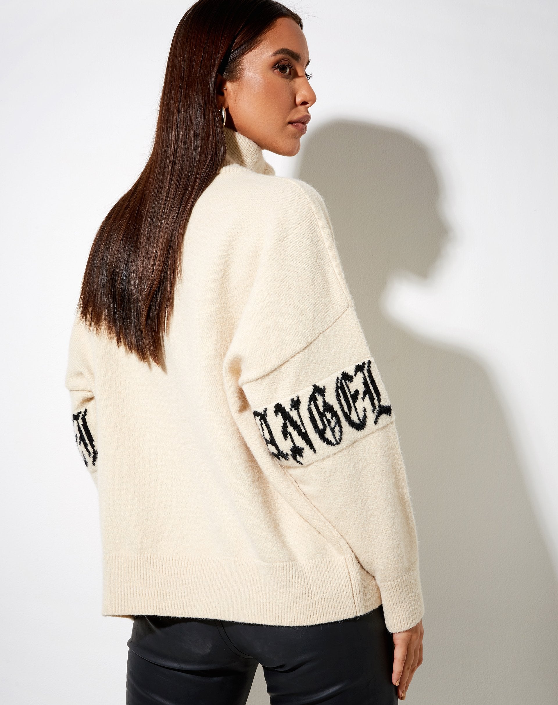 Image de Tusca Sweatshirt en pierre avec ange sur la manche