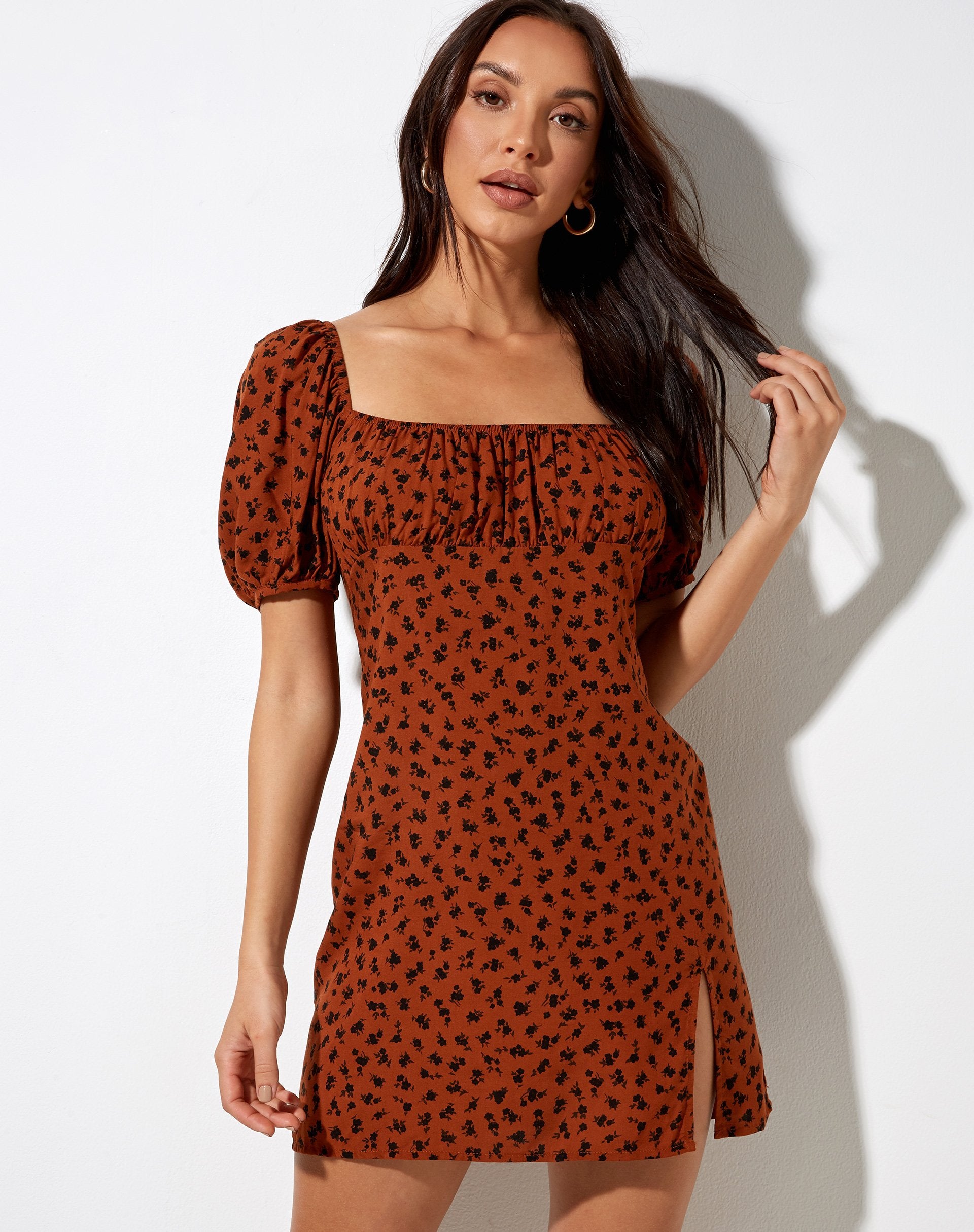 Image de Varie Mini Dress in Dainty Daisy Bombay Brown