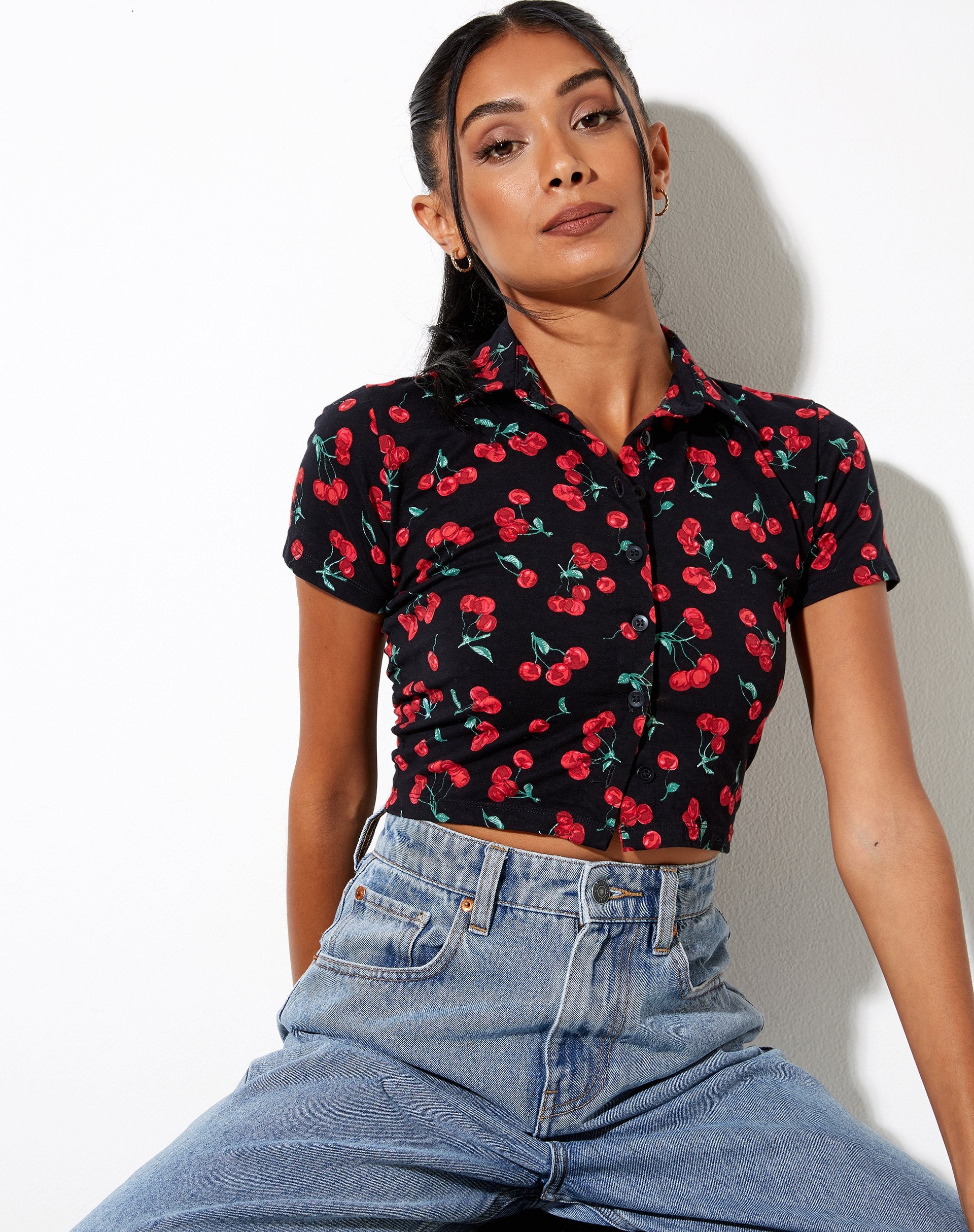 Image de la chemise Wuma en cerises noires