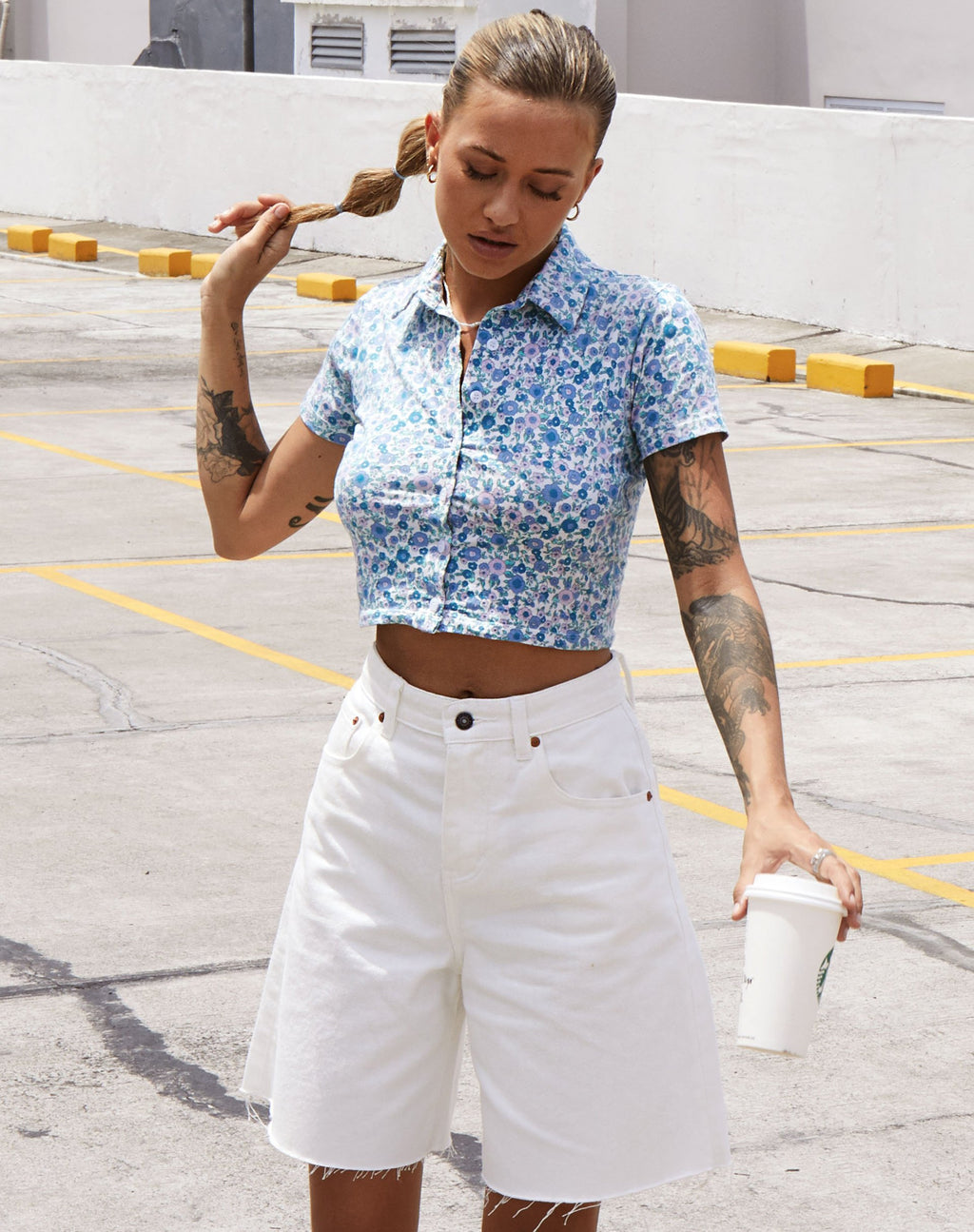 Chemise courte Wuma, bleu Flower Power
