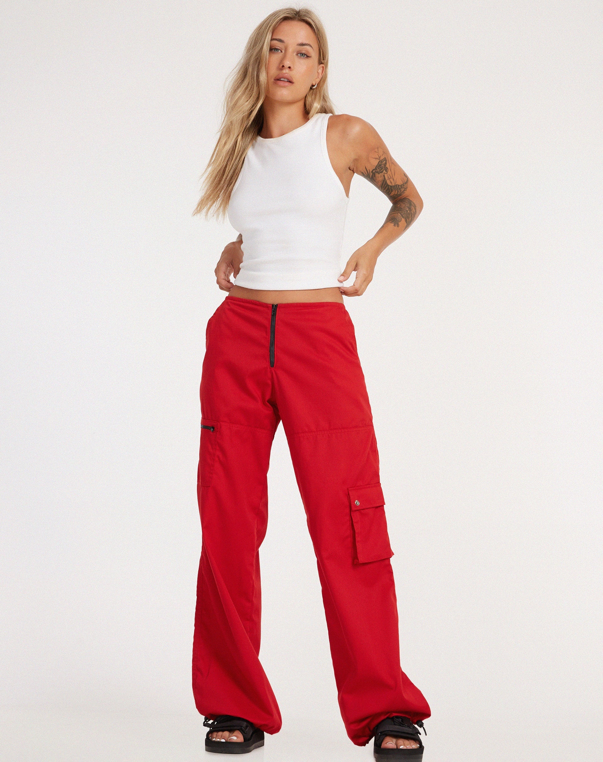 Image de Xander Cargo Trouser en Cotton Drill True Red