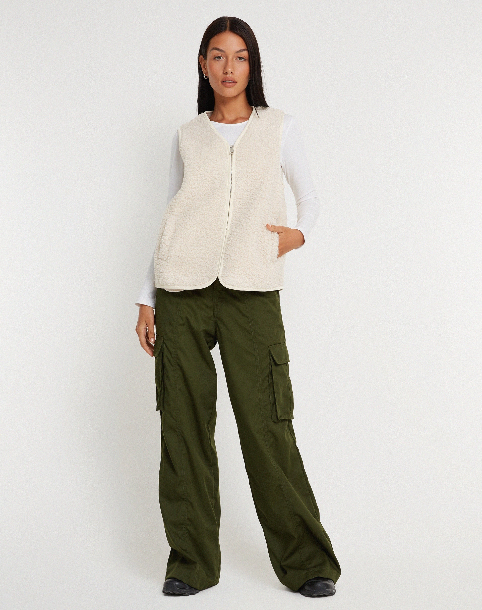 Image de Xiel Zip Up Borg Vest in White