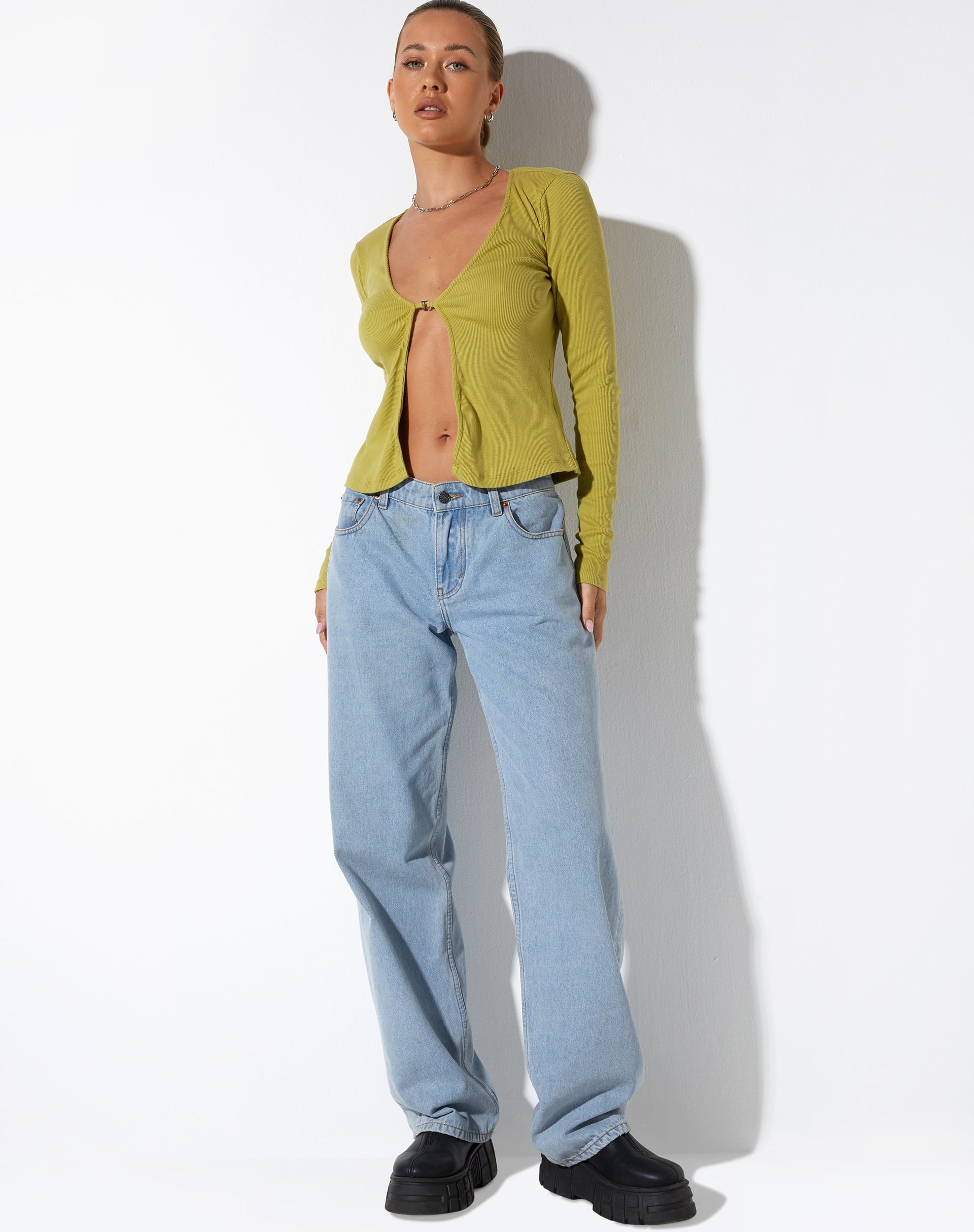 image de Xiur Cardi en Rib Cress Green