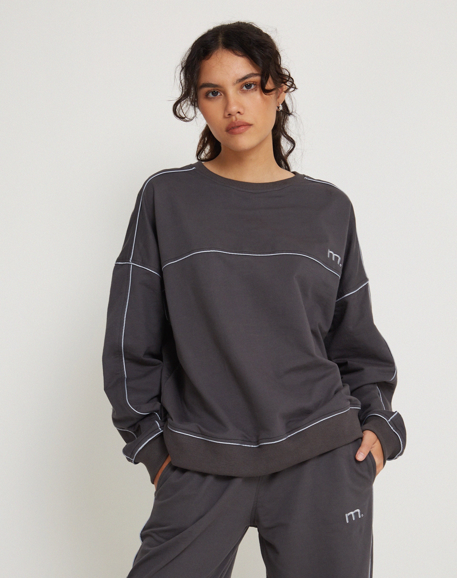 Image de Imogen Sweatshirt en Beluga Grey