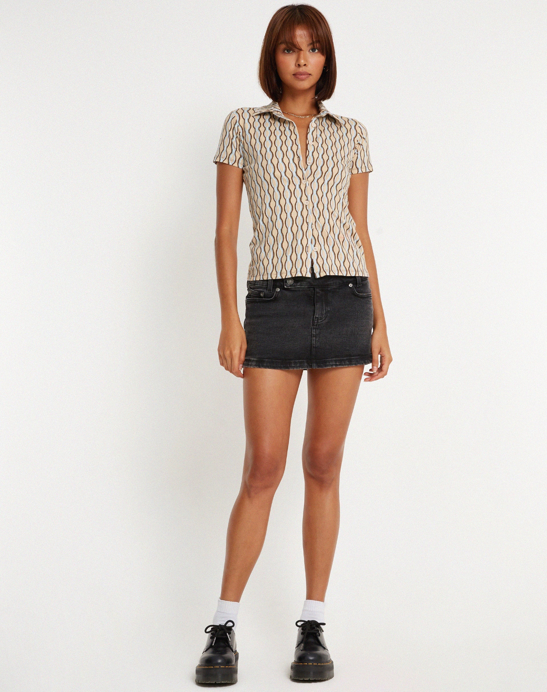 Image de la chemise Yejin en Preppy Geo Brown