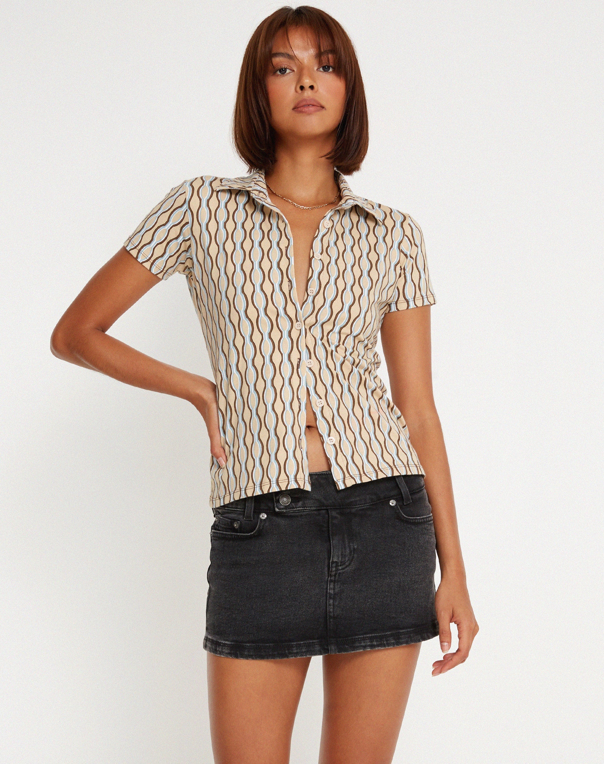 Image de la chemise Yejin en Preppy Geo Brown