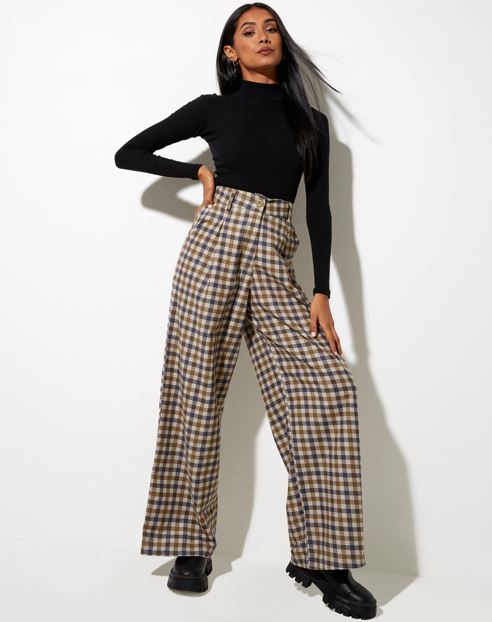 Image de Yeva Trouser in 40s Check Tan