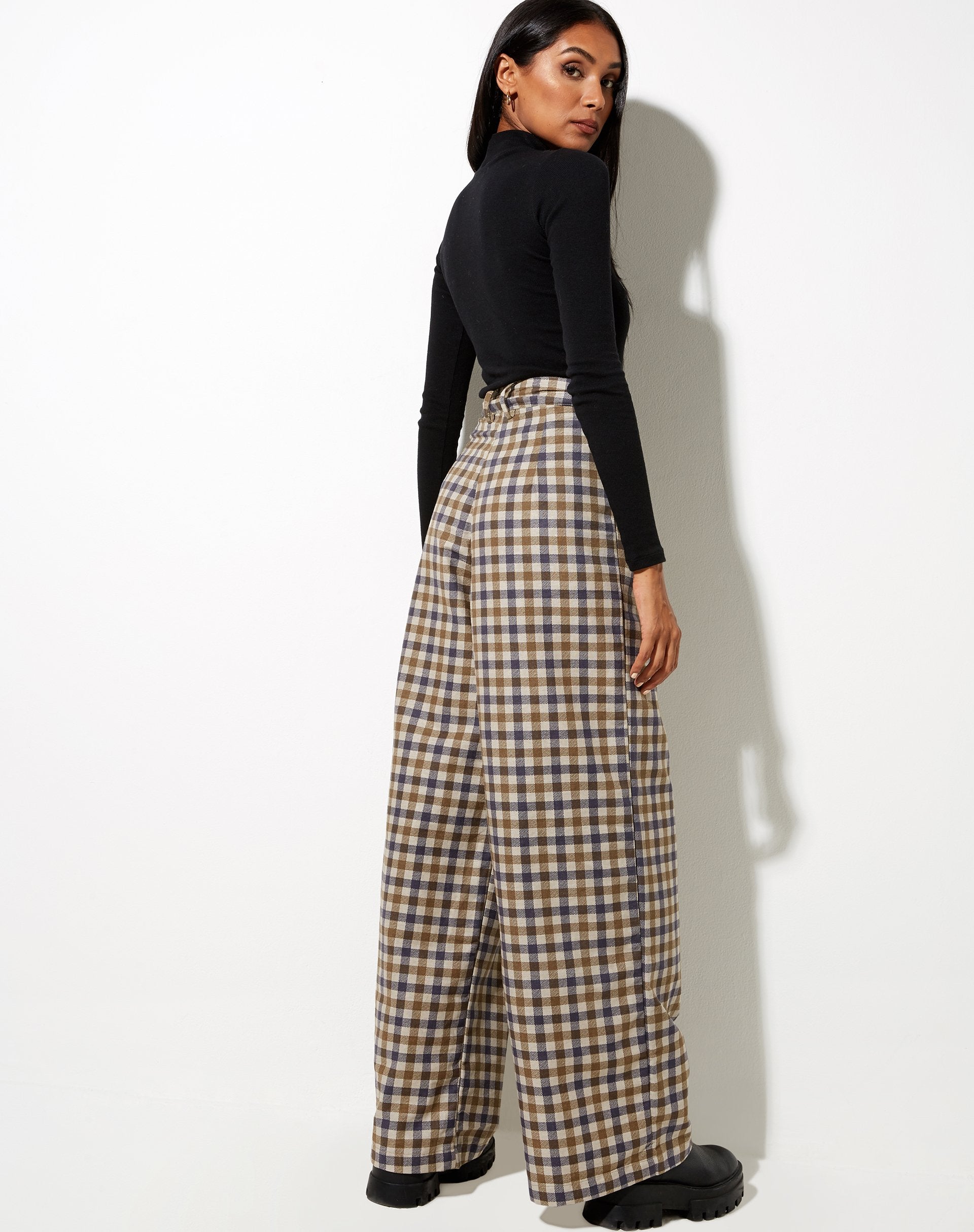 Image de Yeva Trouser in 40s Check Tan