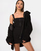 Image de la robe Yori en noir avec clip Derlin
