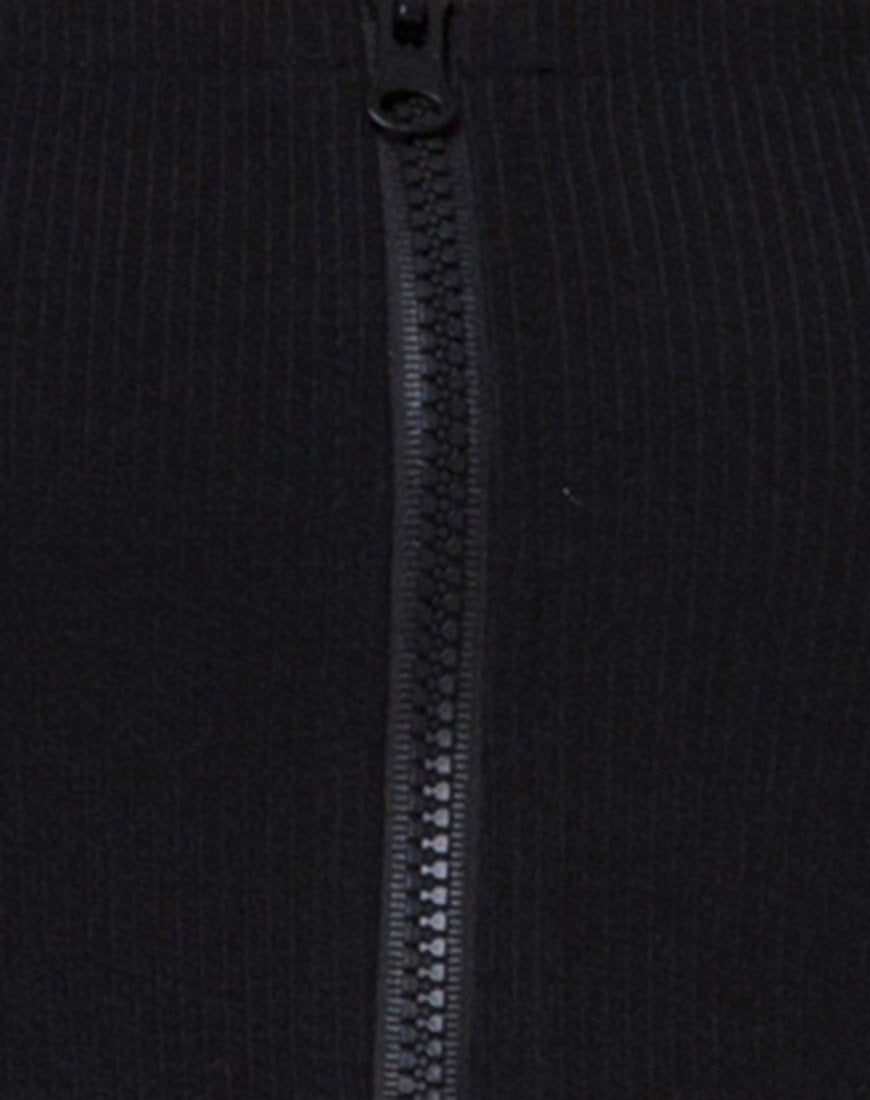 Image de la robe Yori en noir avec clip Derlin