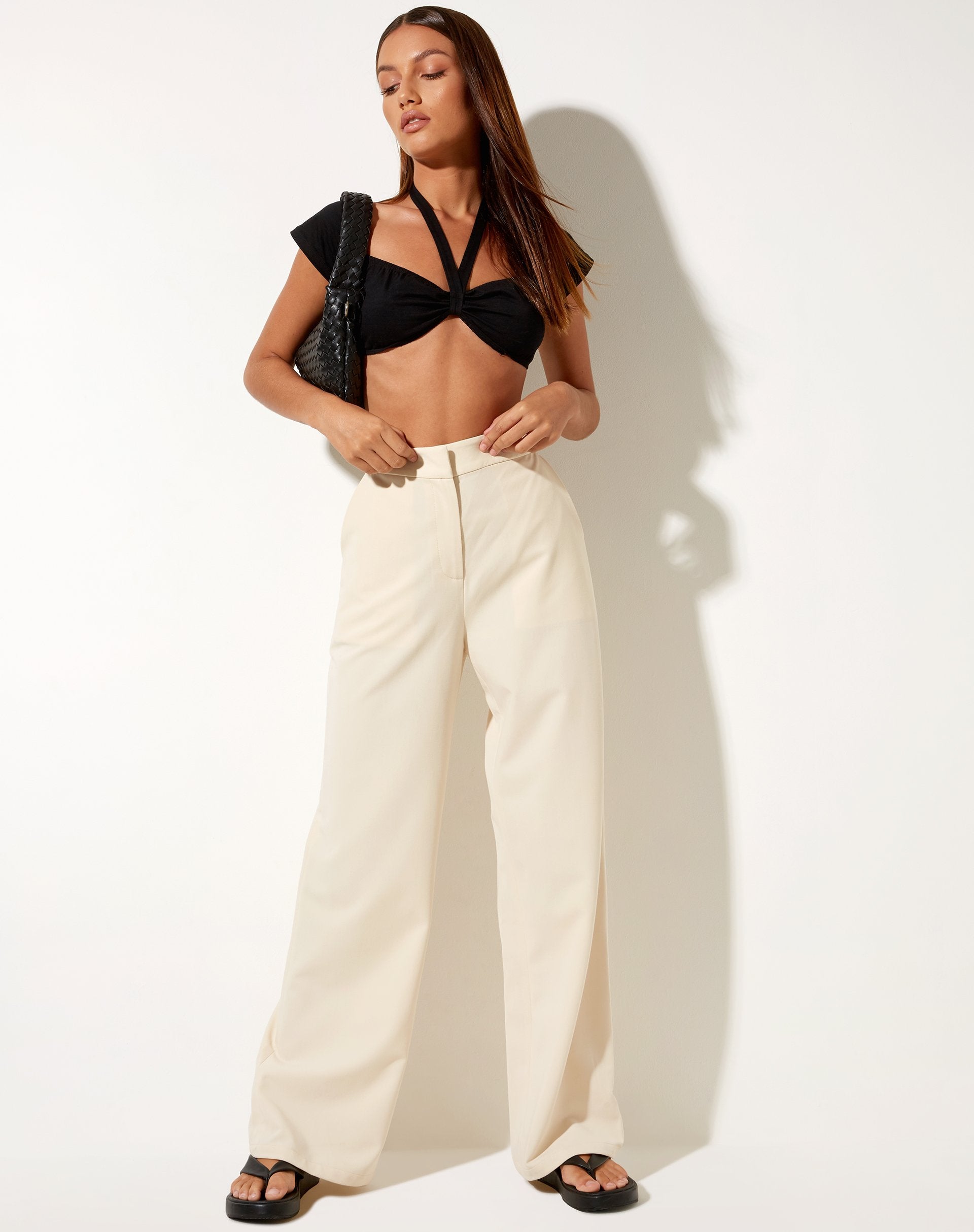 Image de Zaveta Bralette Top in Black