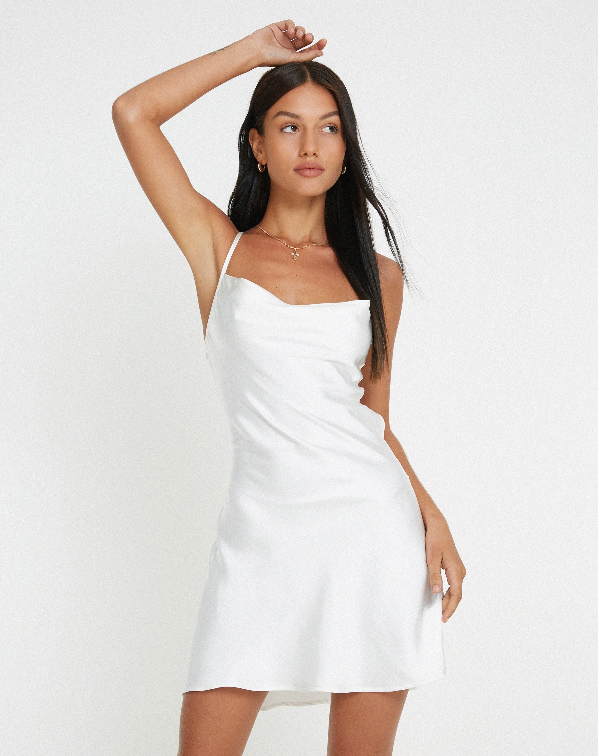 Image de Mini robe Zenita en satin ivoire