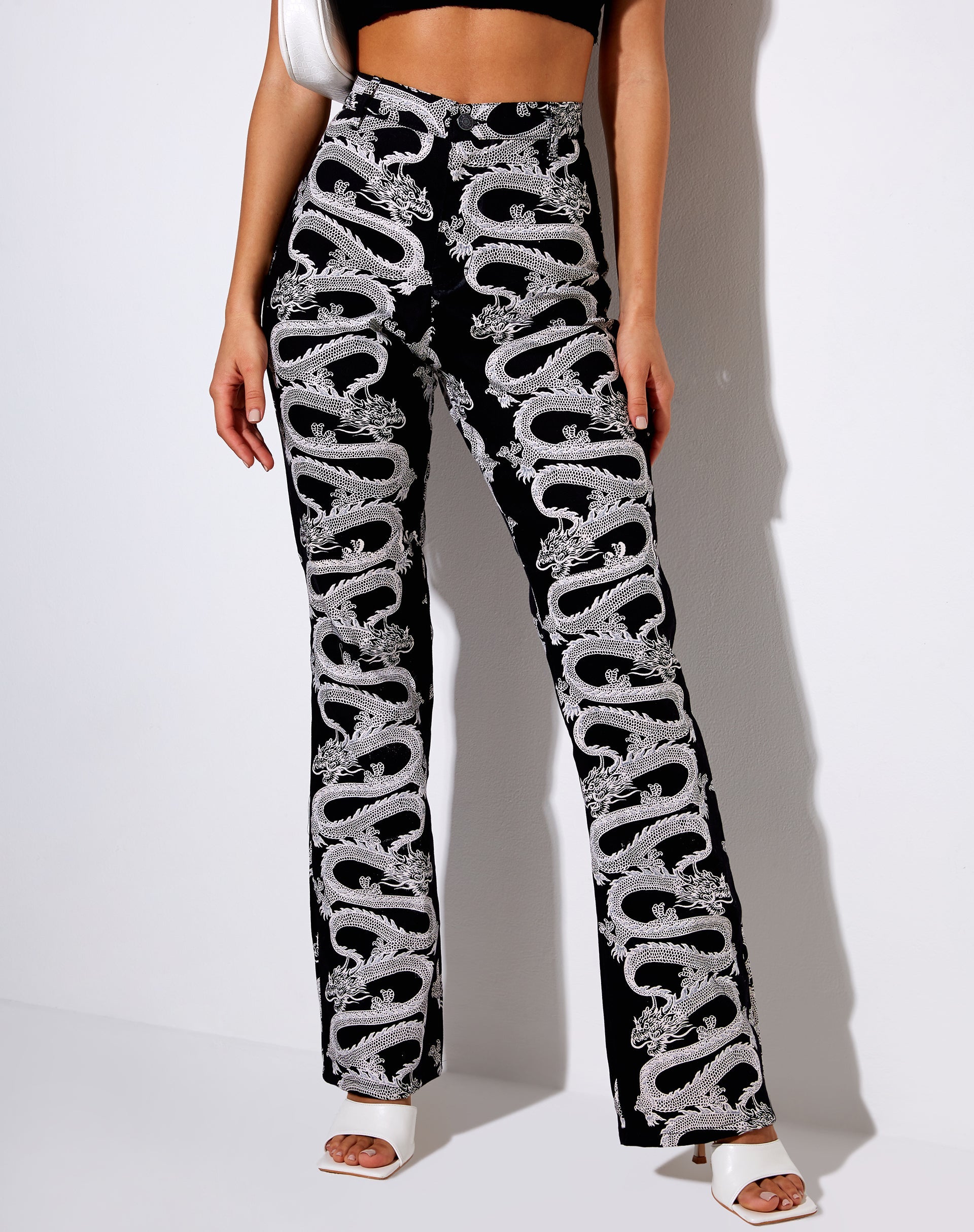 Image de Zoven Flare Trouser in Dragon Rope Black Placement