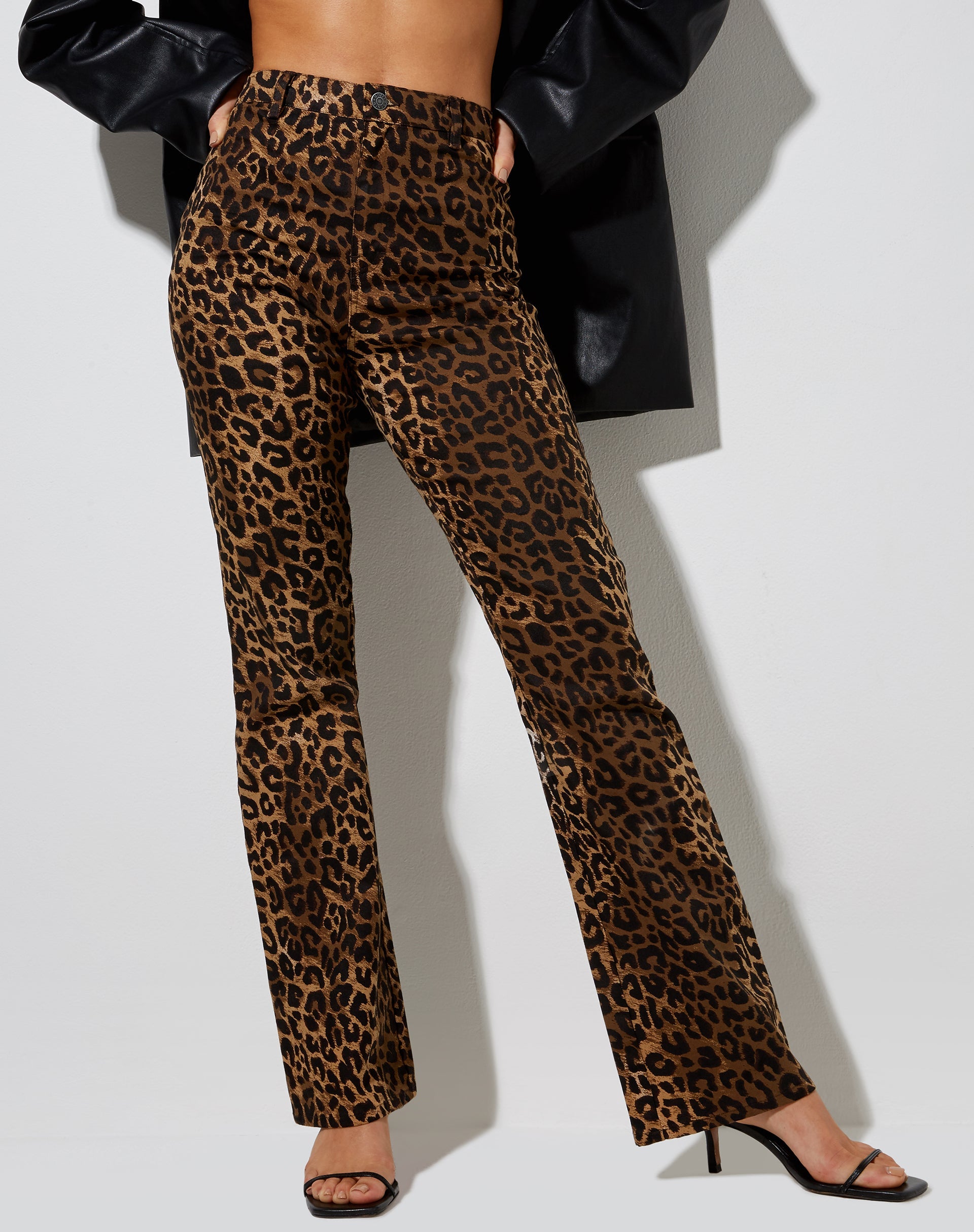 Image de Zoven Flare Trouser in Night Leopard Brown